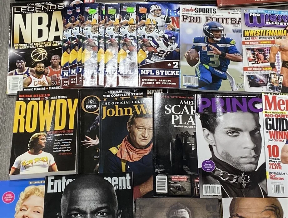 Large Lot Collectible Books, Magazines & Décor – 40+ Pieces image indicator(3)