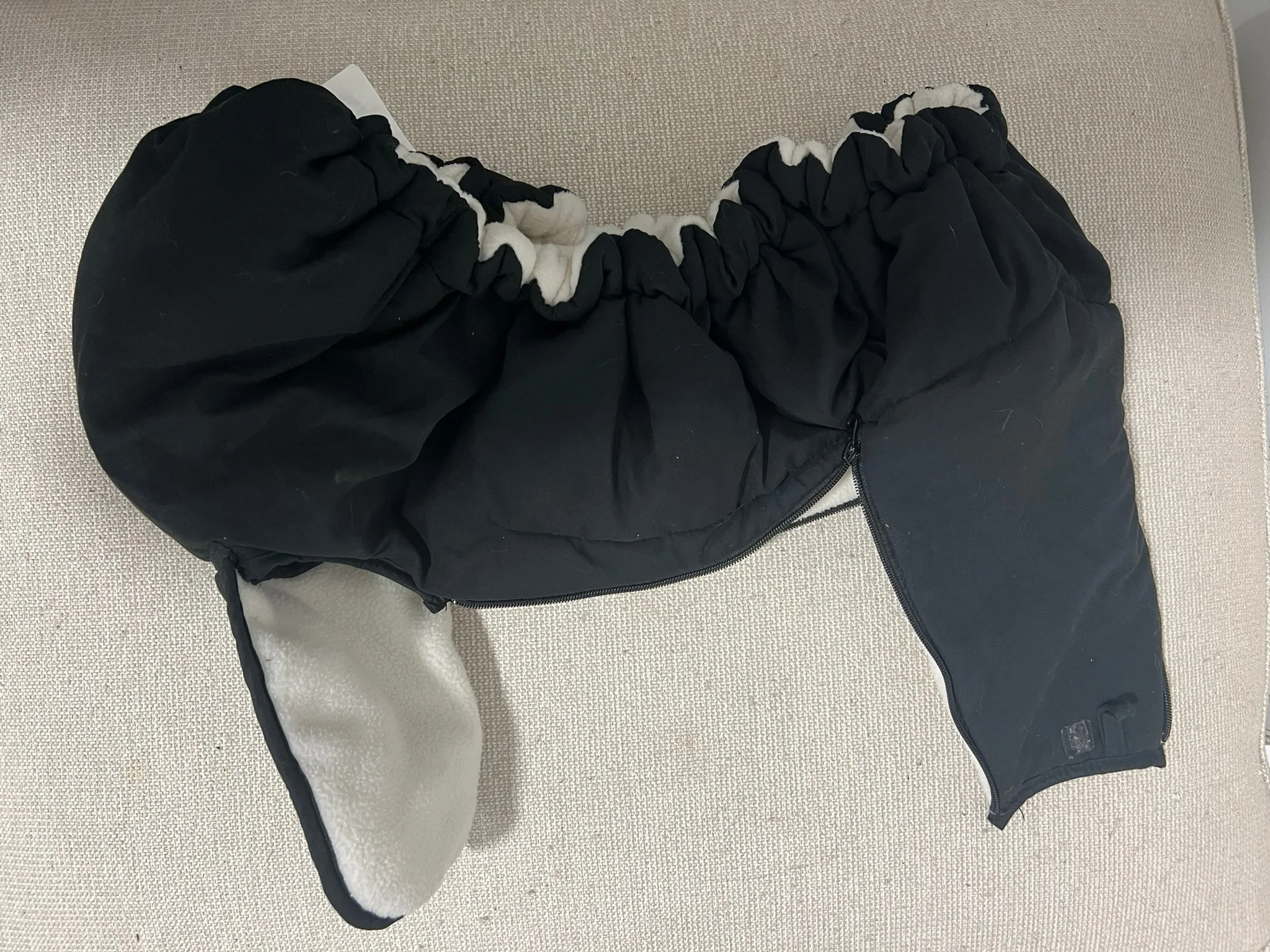 Baby Carseat Cover Jolly Jumper Arctic Sneak-A-Peek - Black image indicator(6)