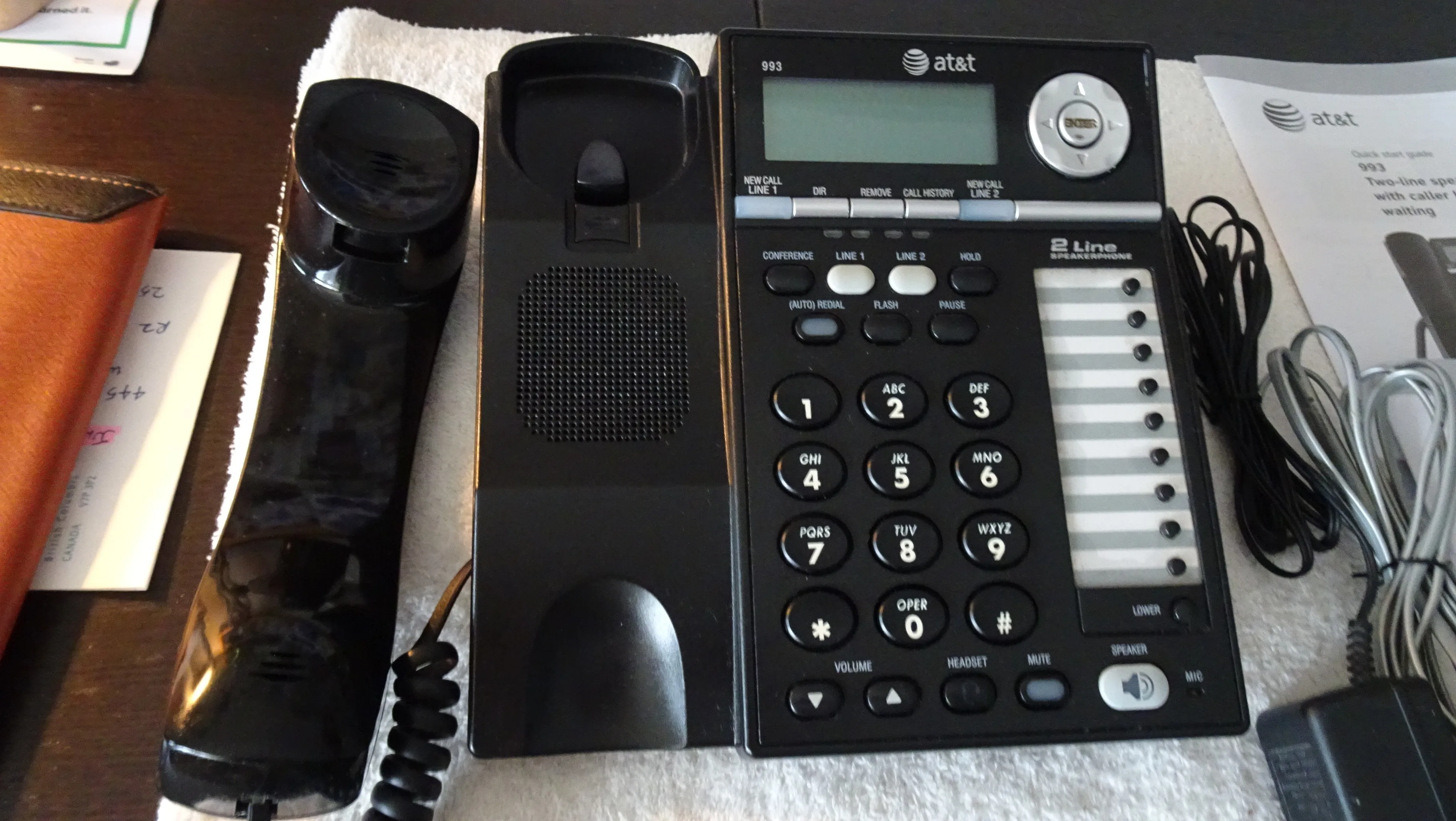 AT&T 2 Line Telephone image indicator(3)