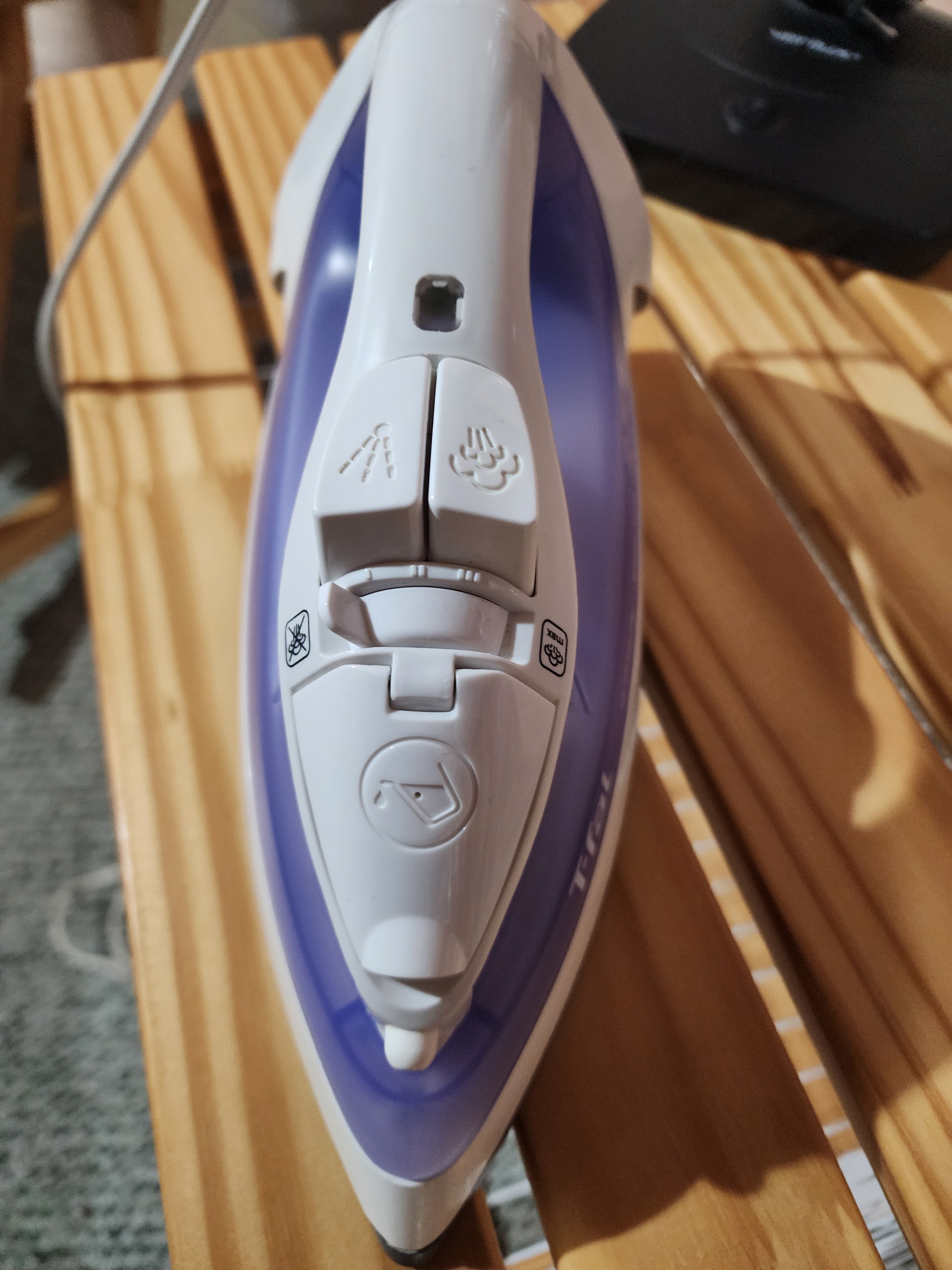 T-Fal Iron Ultraglide Diffusion - photo 3