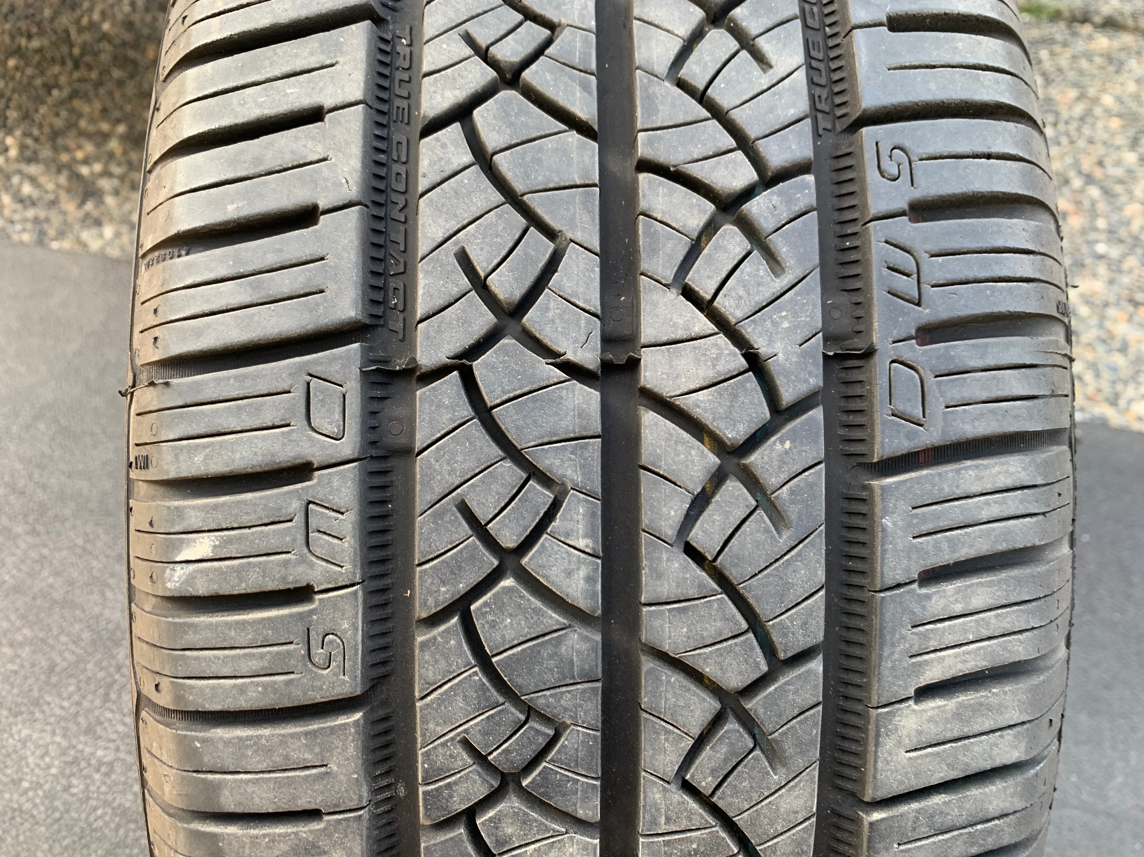 Pair of 215/55/17 Continental 75/85% tread - photo 2