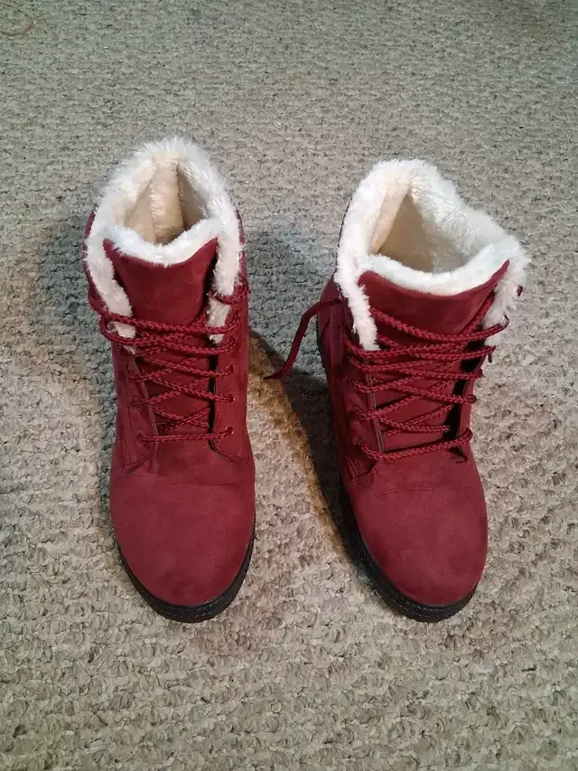 New Winter Boots size 40 thumbnail