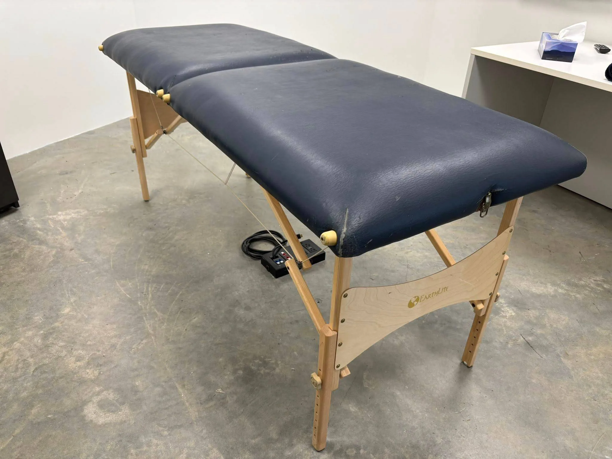 Massage Table Bed