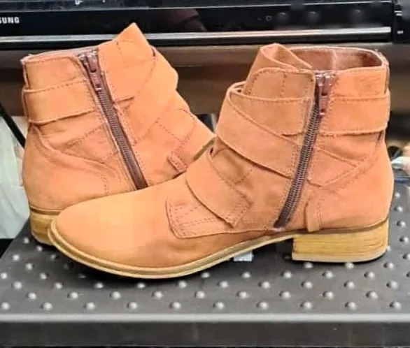 Steve Madden Genuine Leather Women's Buckled Boot image indicator(5)