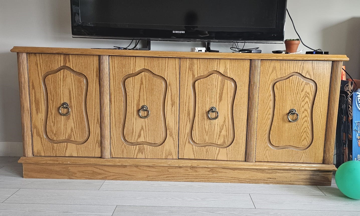 Move on Sale – Solid Wood TV Stand with Storage - photo 2