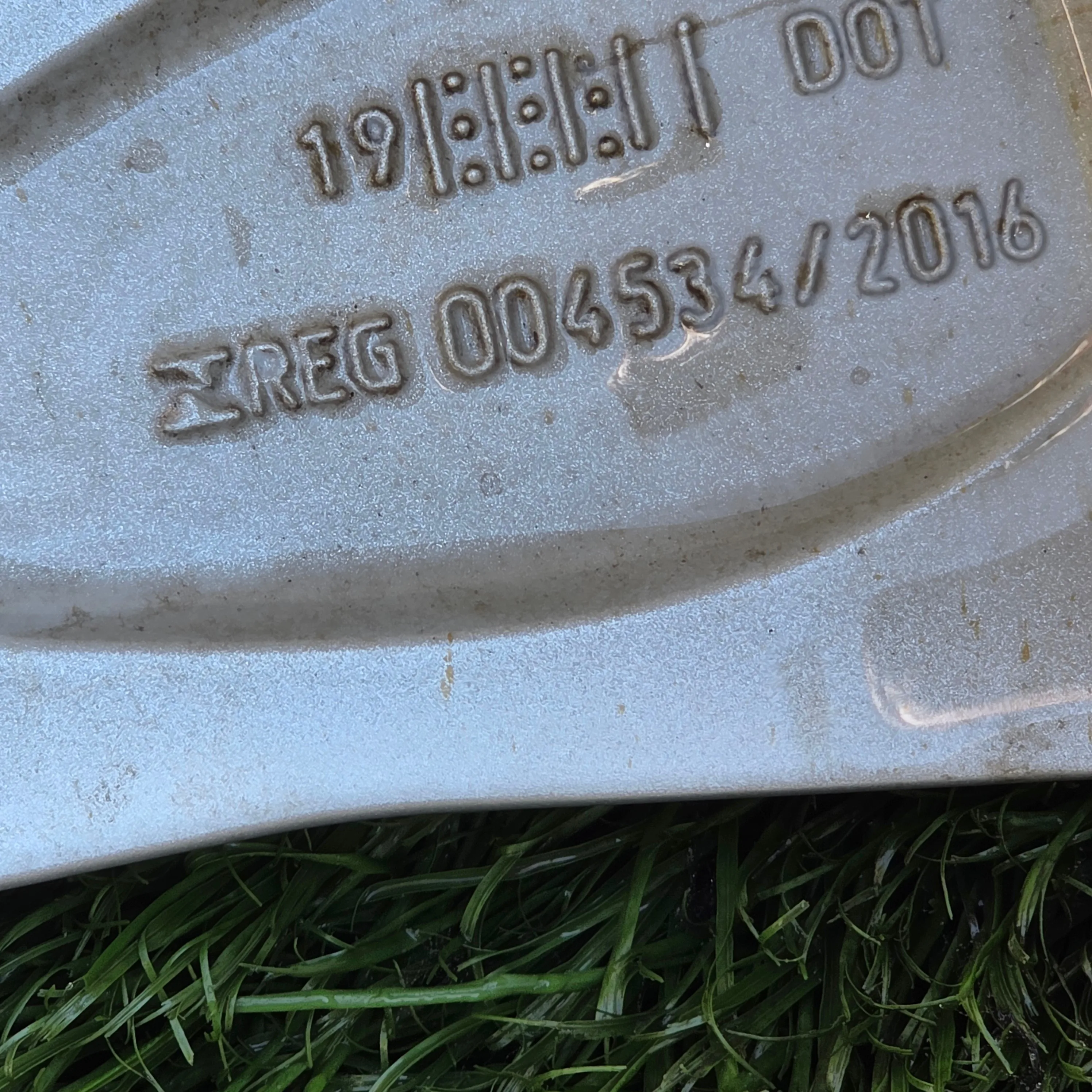 19 inch Audi OEM rims 5x112 like new image indicator(7)