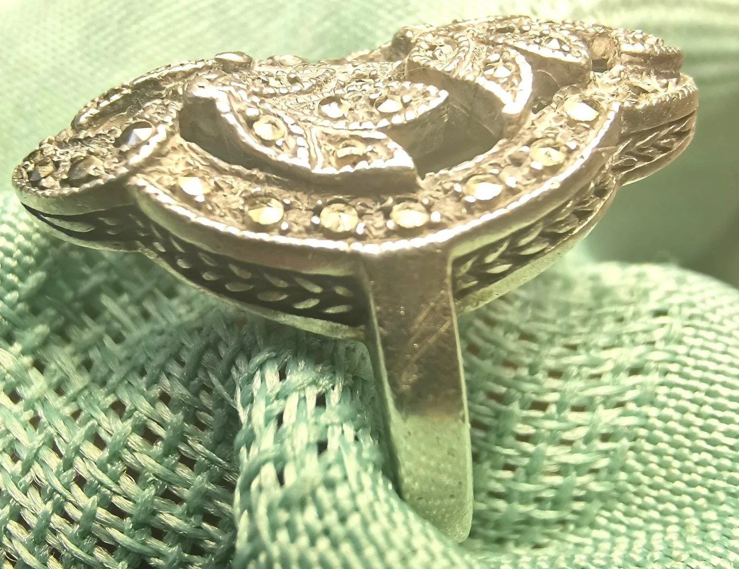 Women's Sterling Silver Marcasite Vintage Ring Size 5.5 image indicator(5)