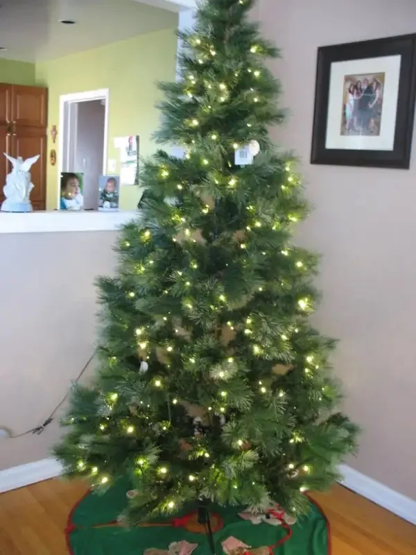 COMPLETE Christmas Tree, Lights, Decorations, and Ornaments image indicator(2)