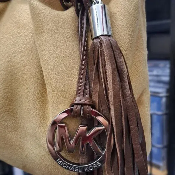 Michael Kors Sling Bag Genuine Leather Strap & Tassel🥕 image indicator(3)