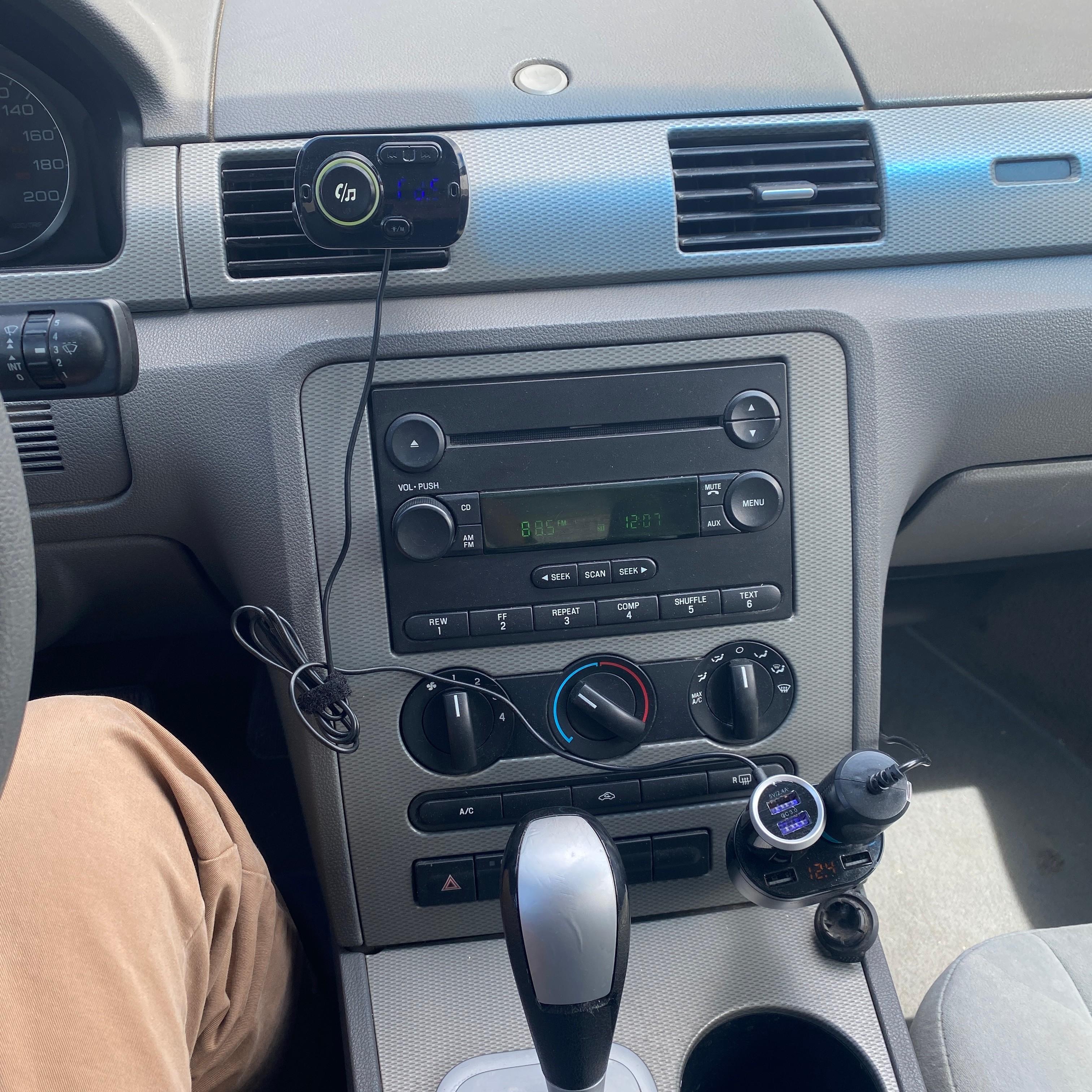 Reliable Sedan, Great for First Car! 2006 Ford Five Hundred - photo 5