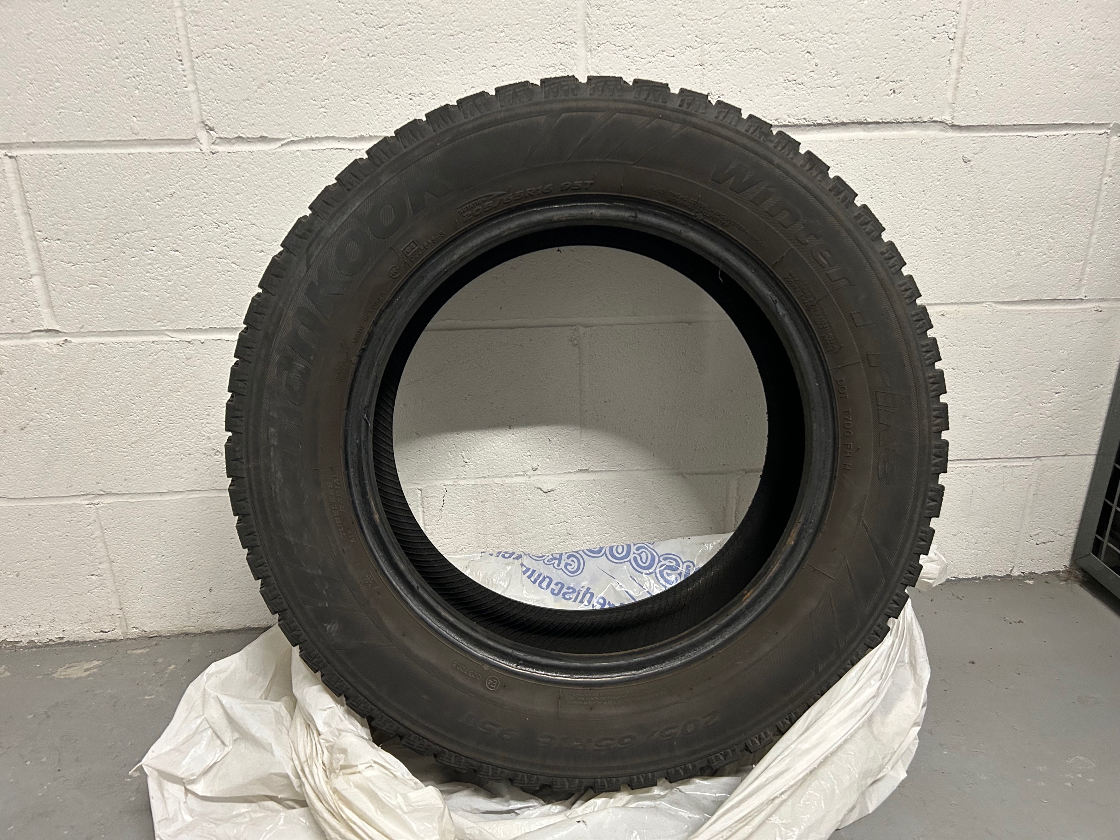 Winter tires 205/65R16