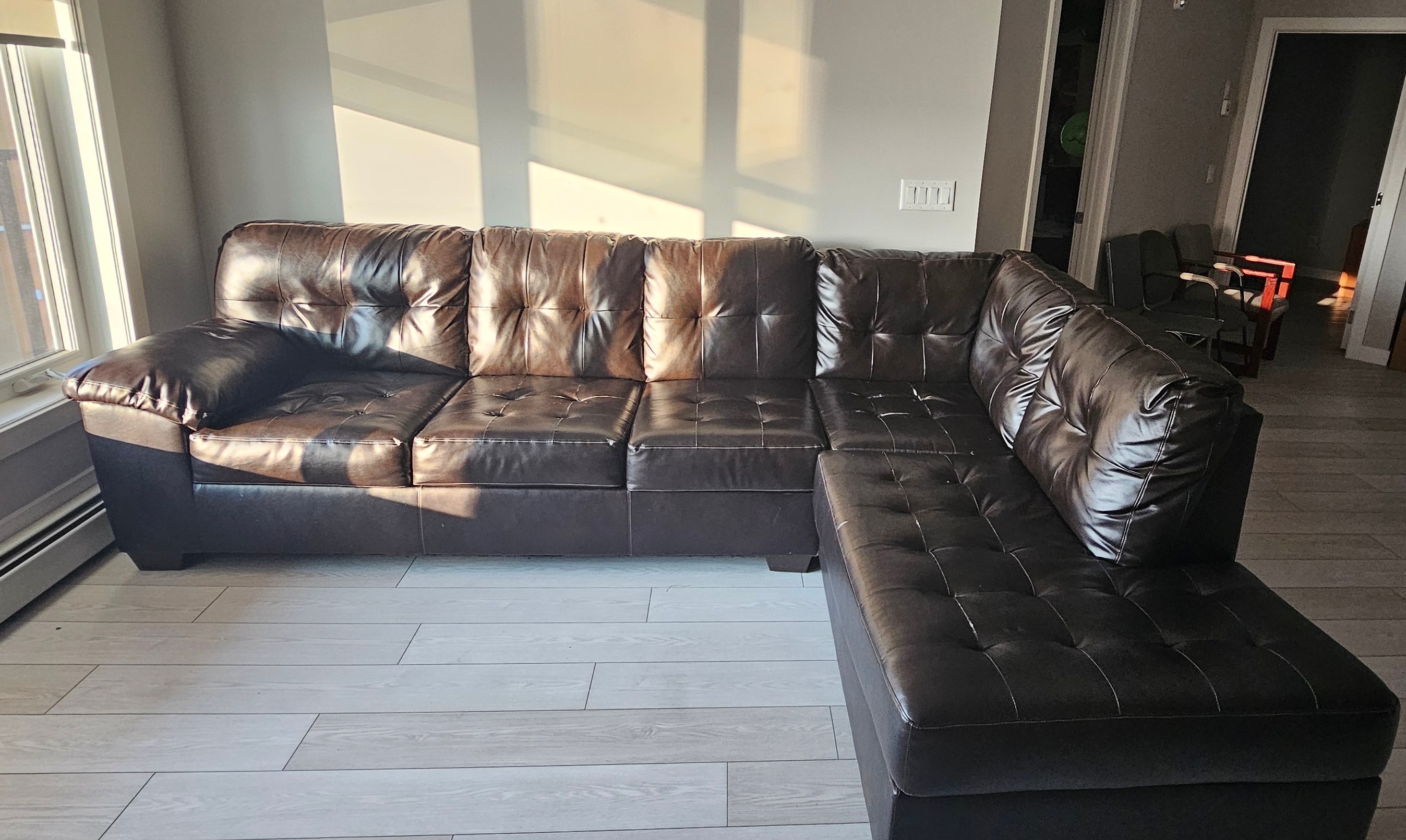 L-Shape Sofa Set (Luxurious & Spacious) - photo 4