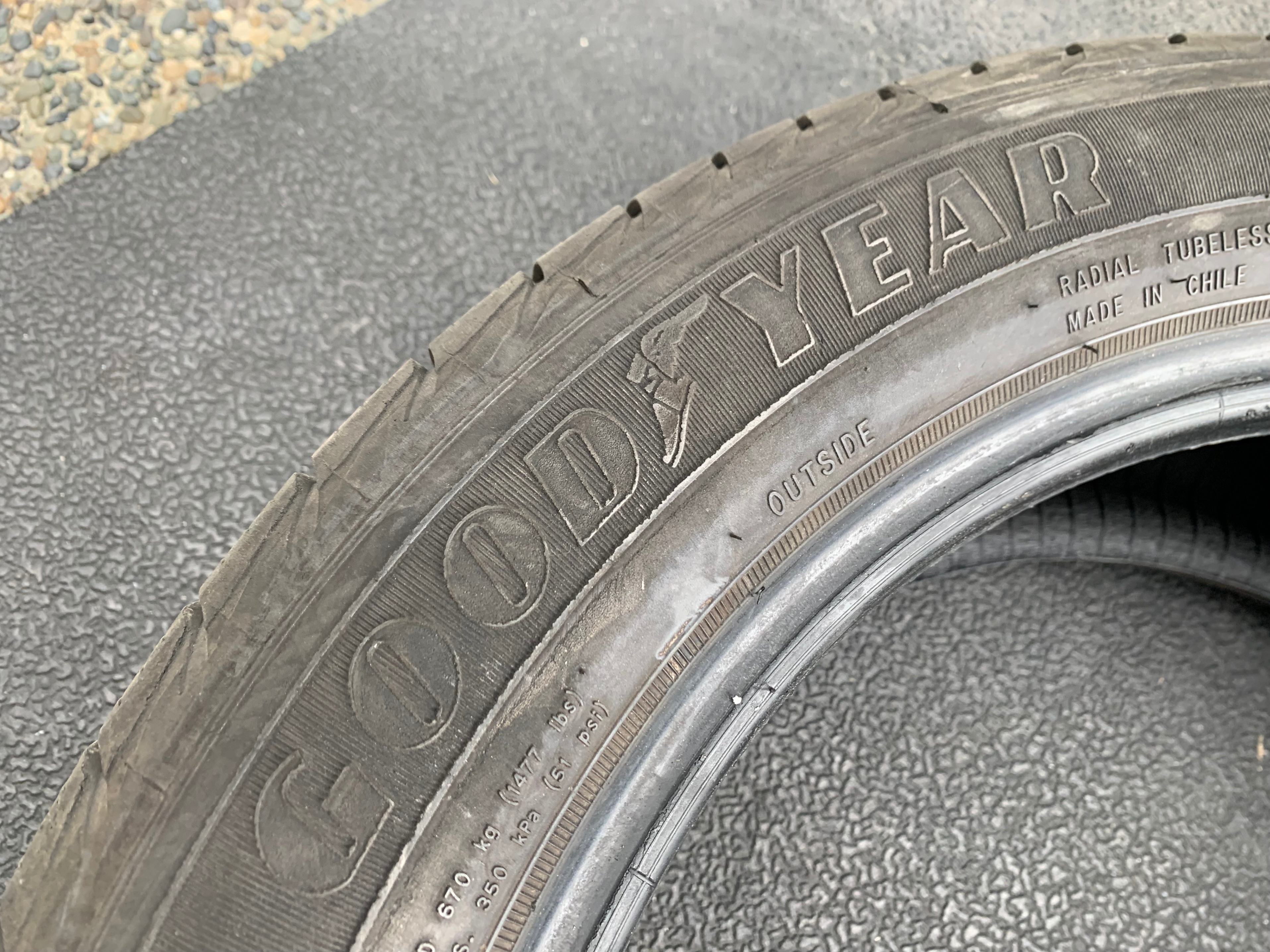 1 X single 215/55/17 Goodyear assurance weatherready 75% tread - photo 5