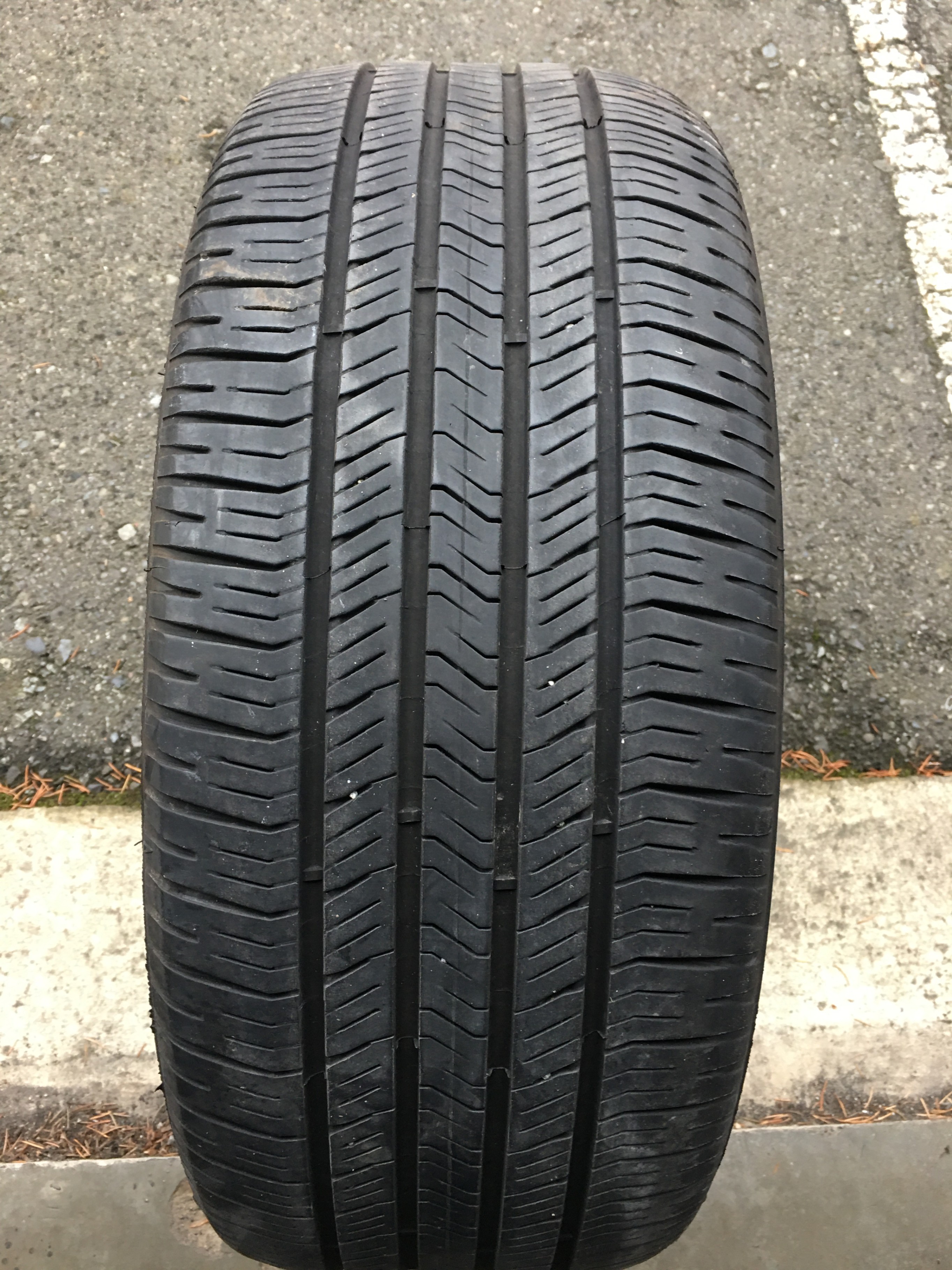 1 X single 225/50/18 95H M+S Goodyear eagle LS2 with 80% tread