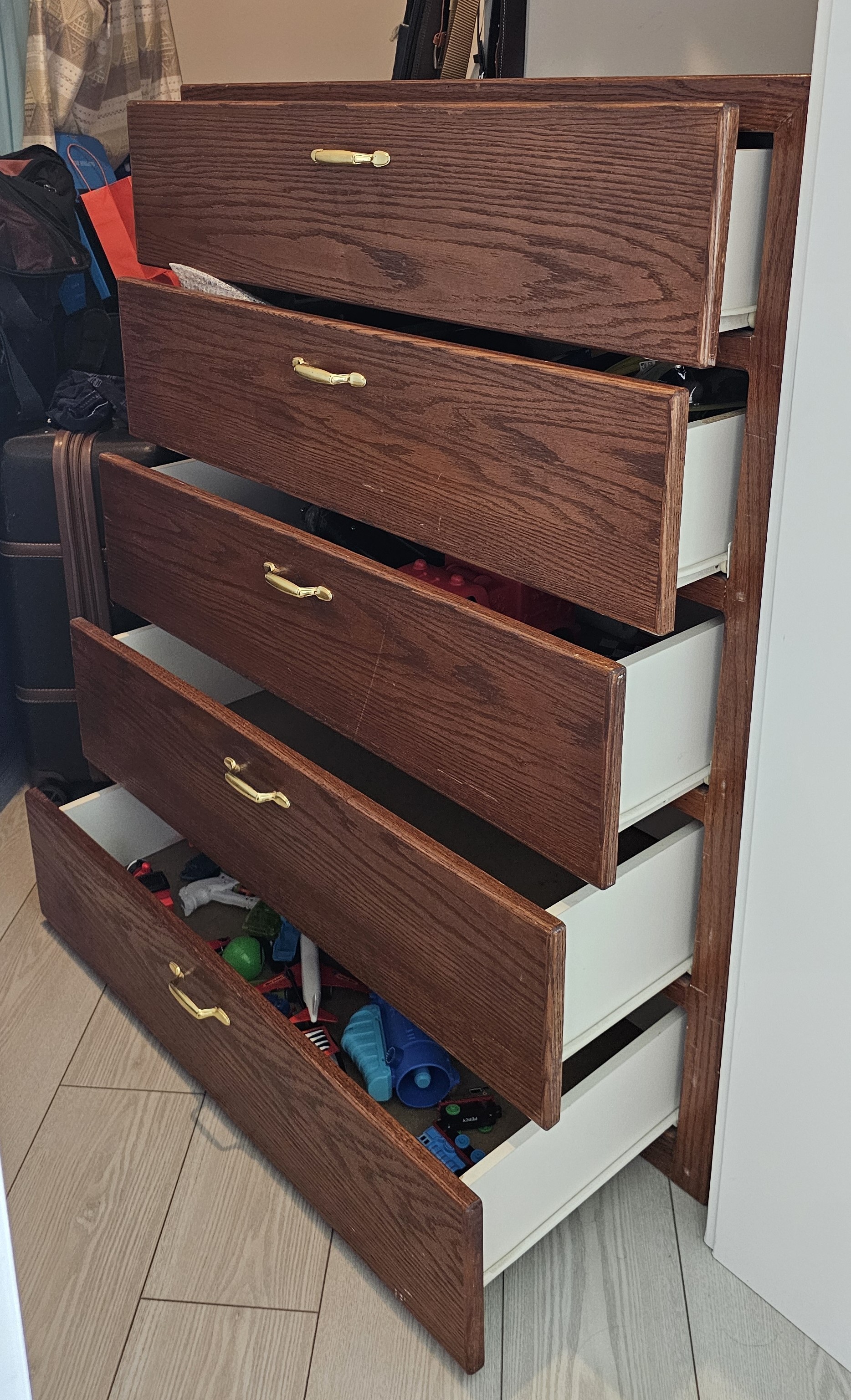 Move on Sale – Storage Desk with 5 Drawers