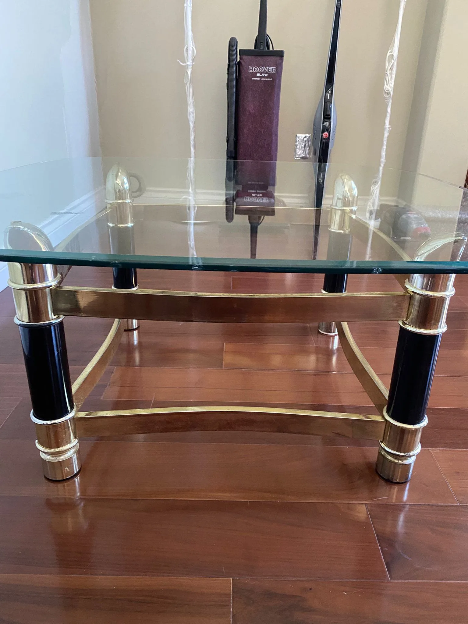 Square Classic Top Coffee Glass Table 36 x 36 x 15H" image indicator(7)