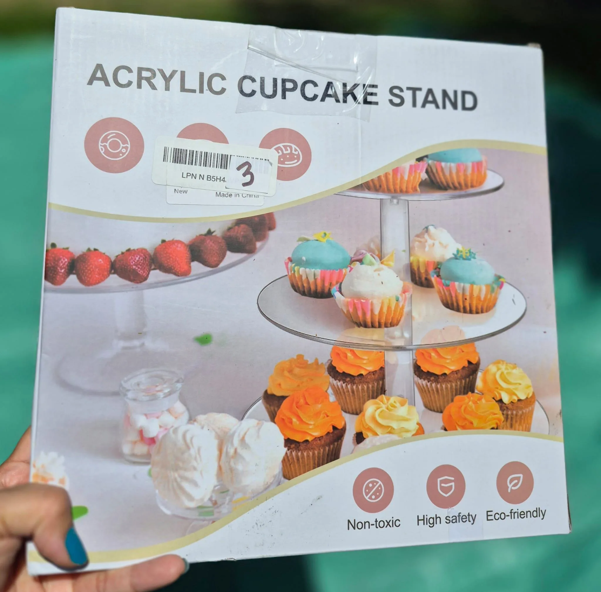🧁 3-Tier Acrylic Cupcake Stand – $15 CAD thumbnail