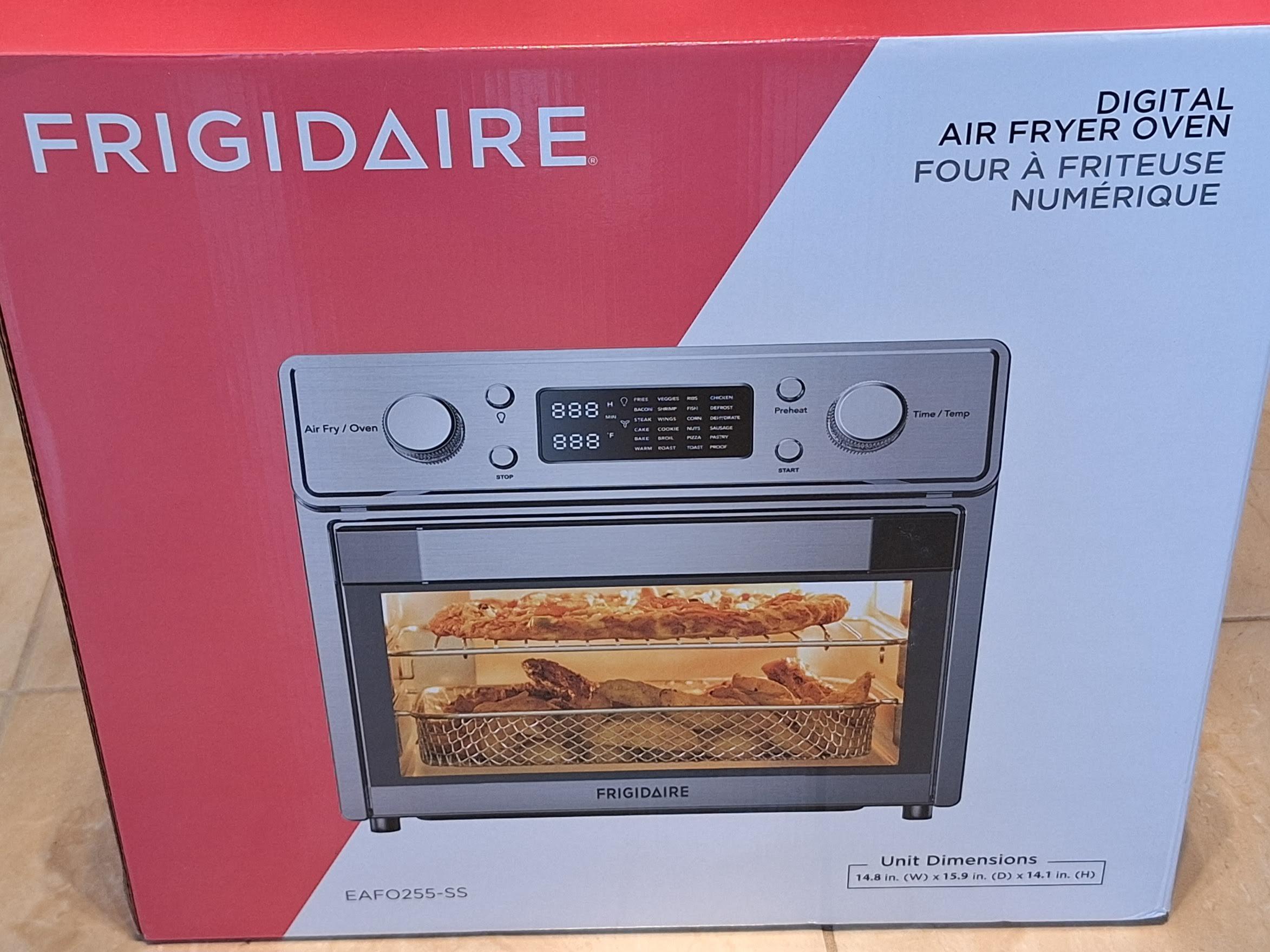 Frigidaire Digital Air Fryer Oven (25L) + Breadmaker