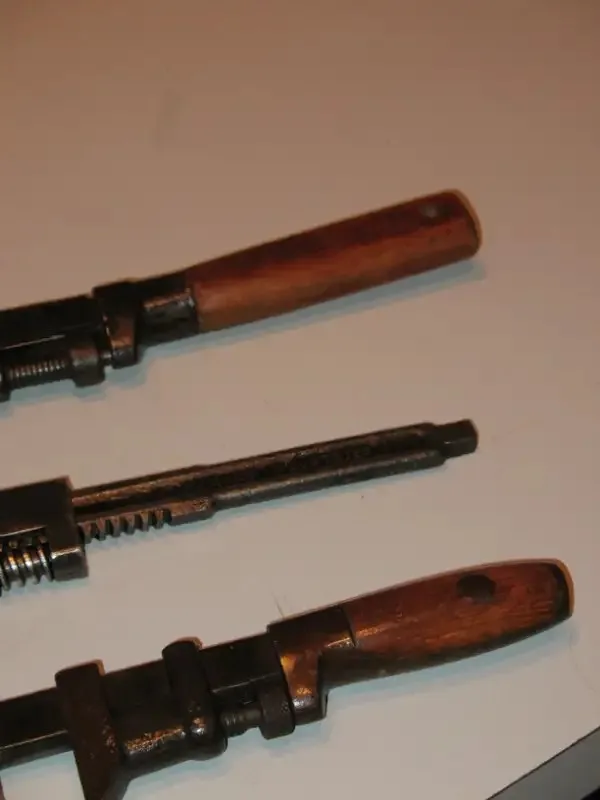 3 Vintage Adjustable Pipe Wrenches image indicator(7)