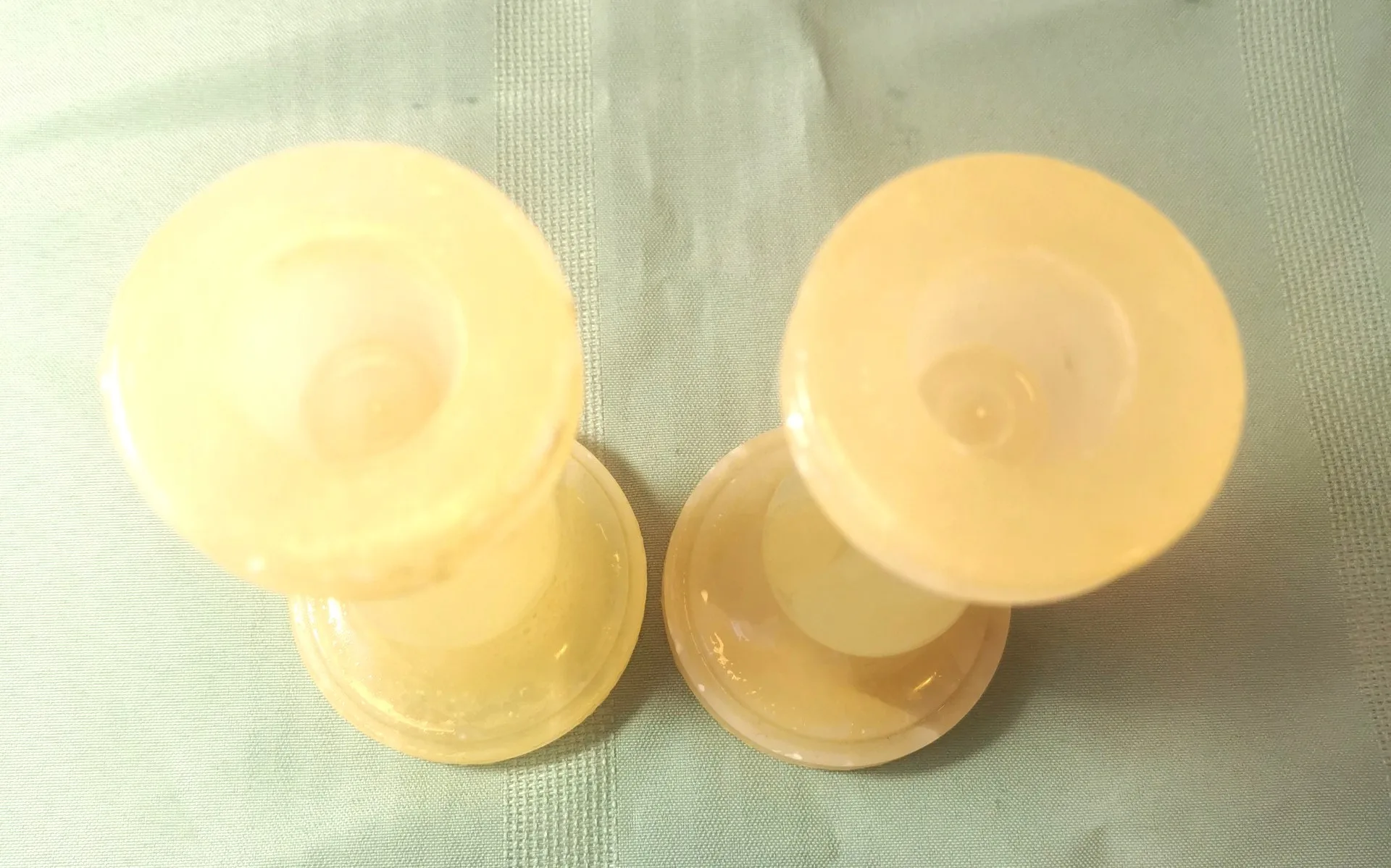 Alibaster Candle Holder Pair ONE DAMAGED Vintage Made in Italy image indicator(5)