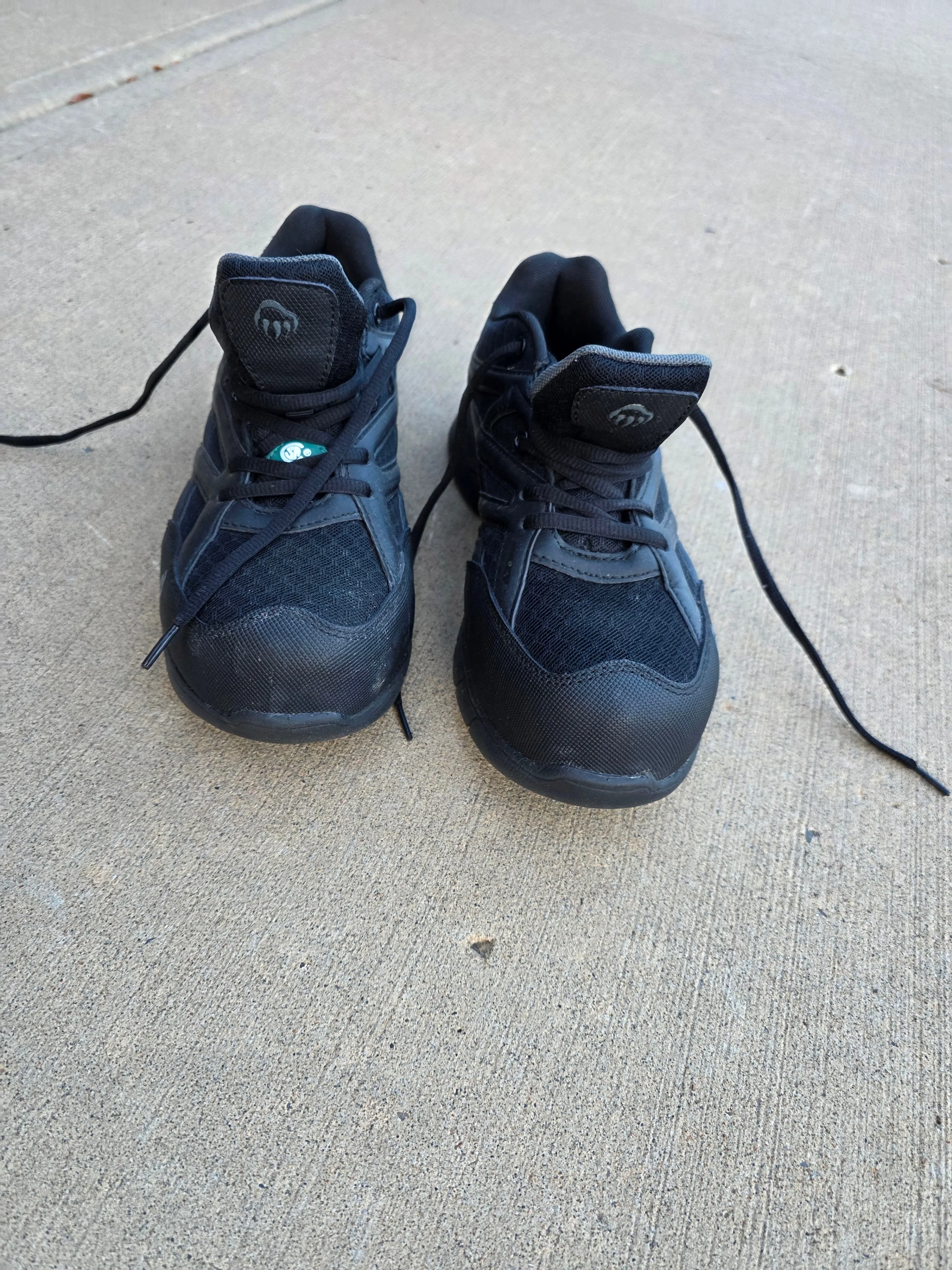 Wolverine Safety Shoes w/ Steel Toe for Men image indicator(3)