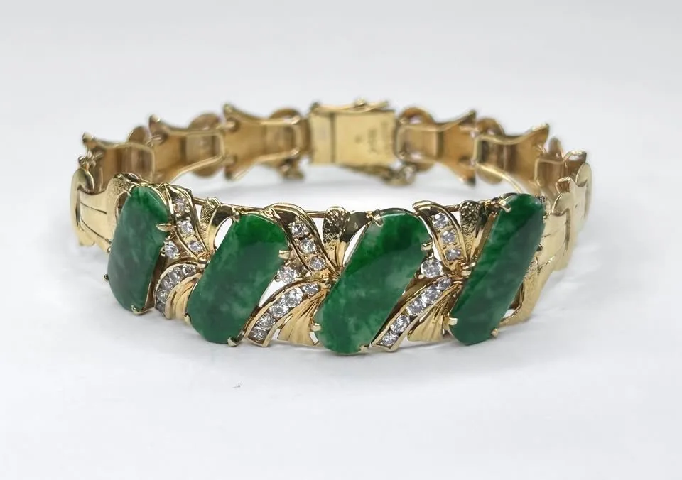 18K Yellow Gold Bracelet With Jade And Cubic Zirconia thumbnail