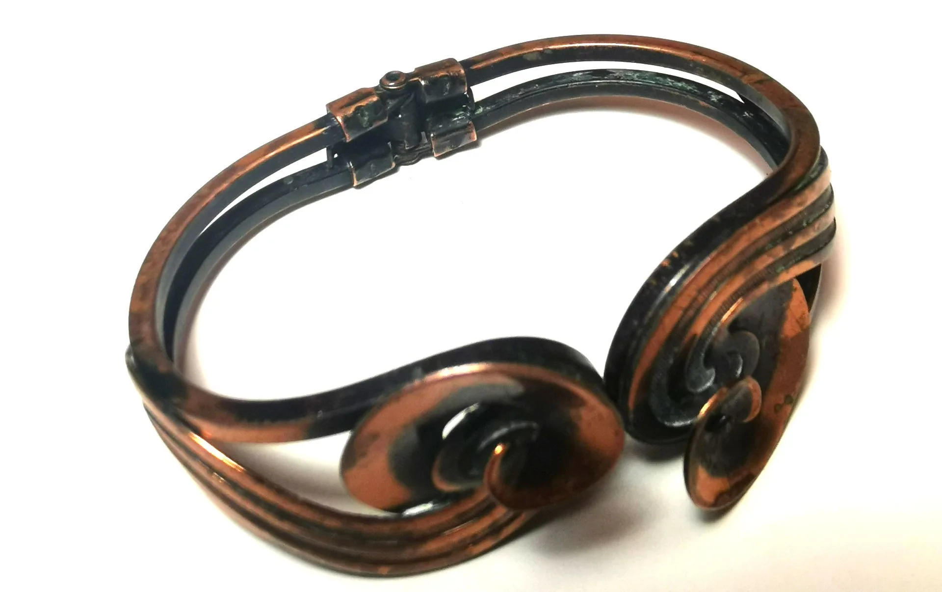 Vintage Copper Hinged Clamper Bracelet Style Cuff Medium image indicator(3)