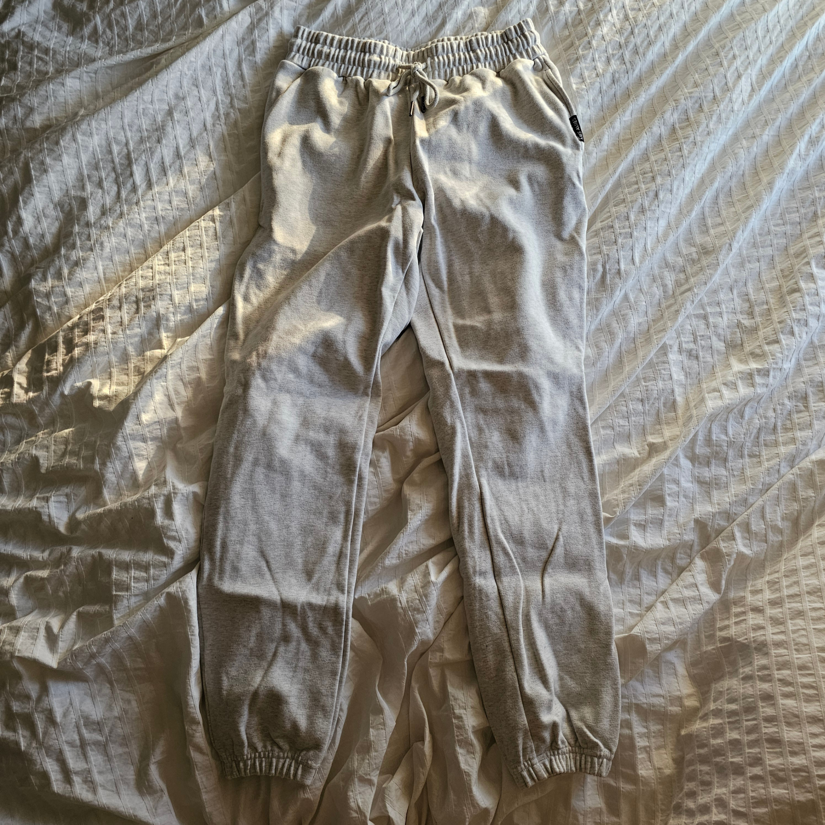 NWOT Mes Amies Essentials Sweatpants - 2024 - Cloud - Sz S - photo 2