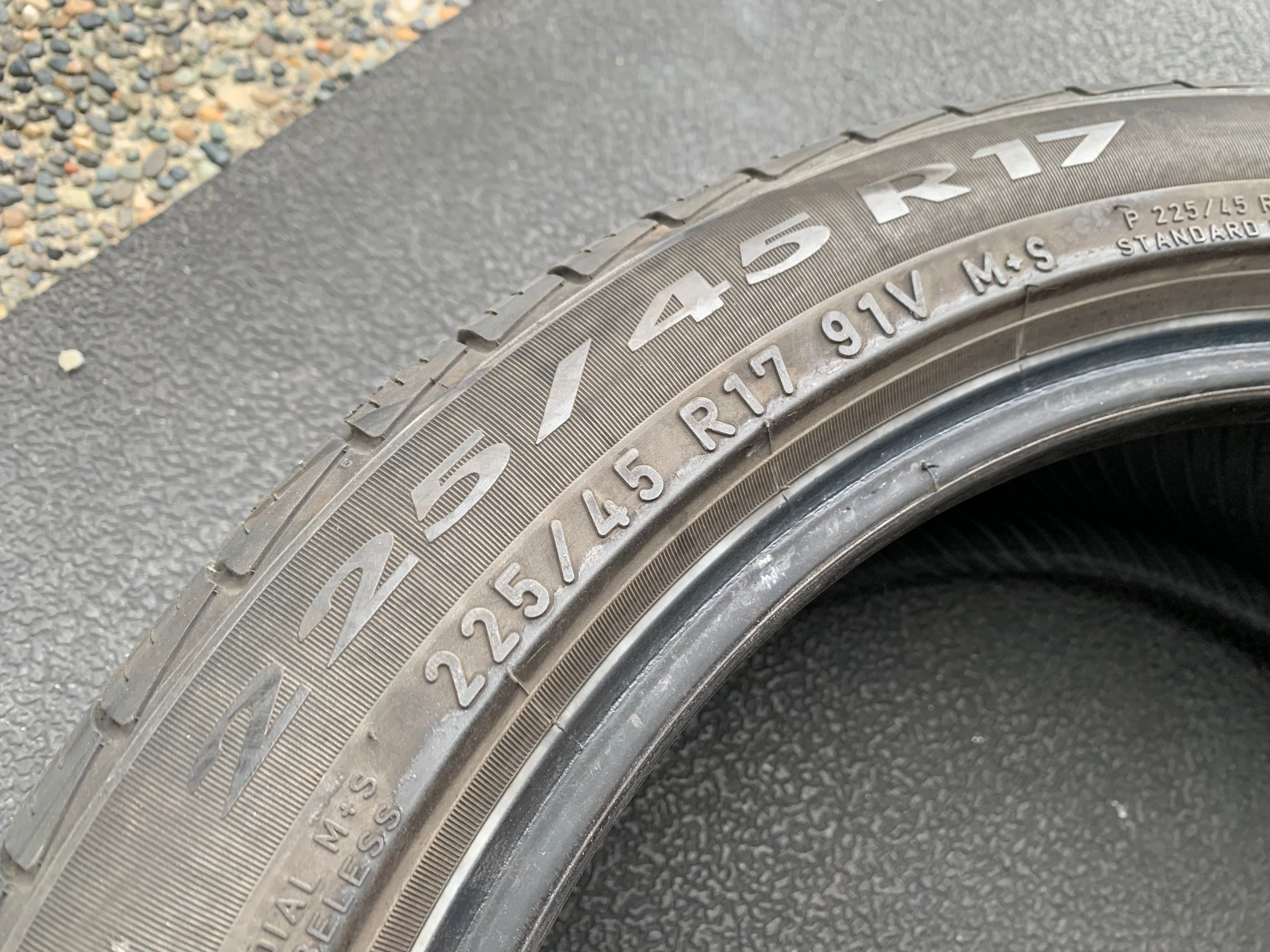 1 X single 225/45/17 Pirelli P7 Cinturato A/S RFT with 65% tread - photo 5