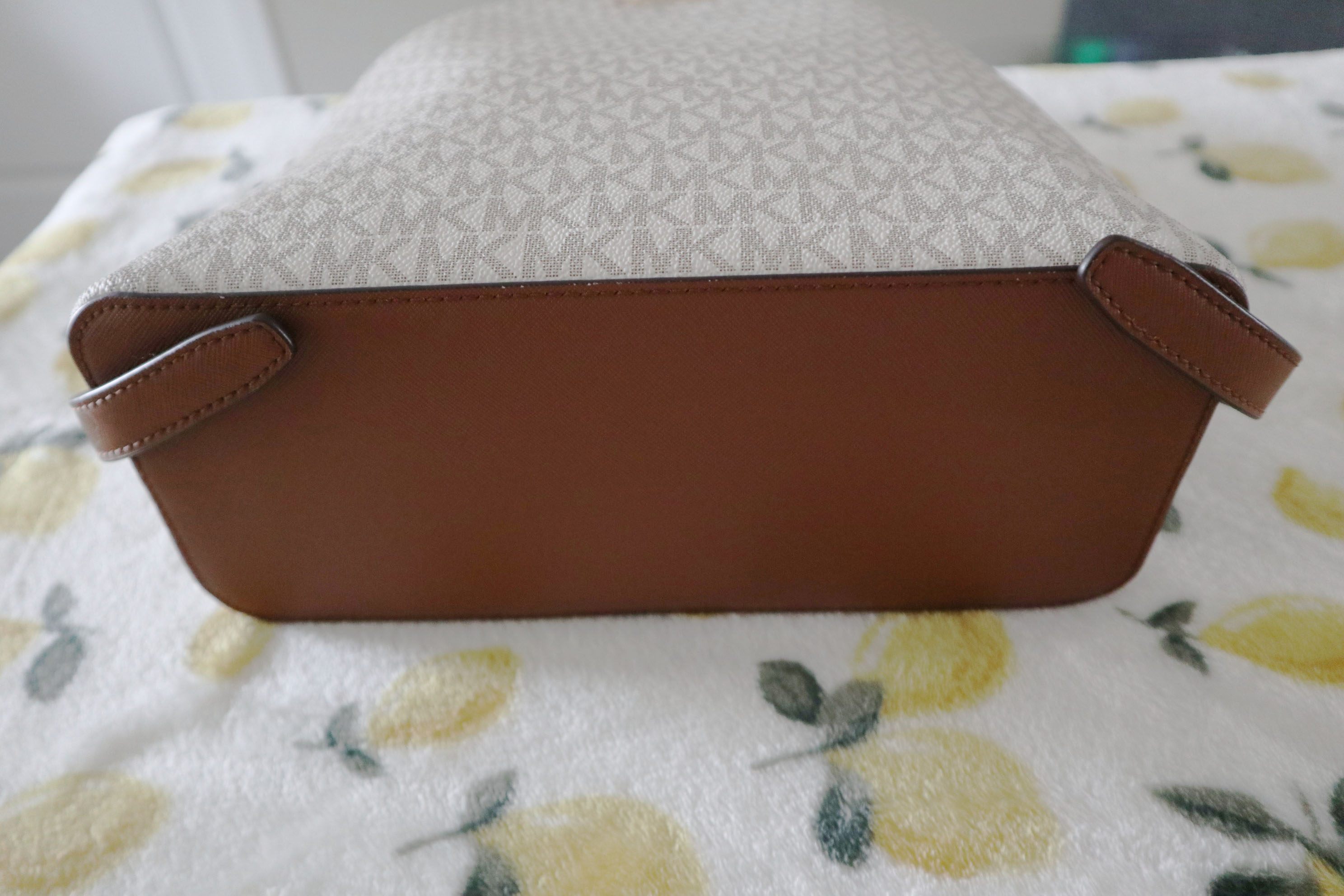 Michael Kors Travel Bag Backpack - photo 5