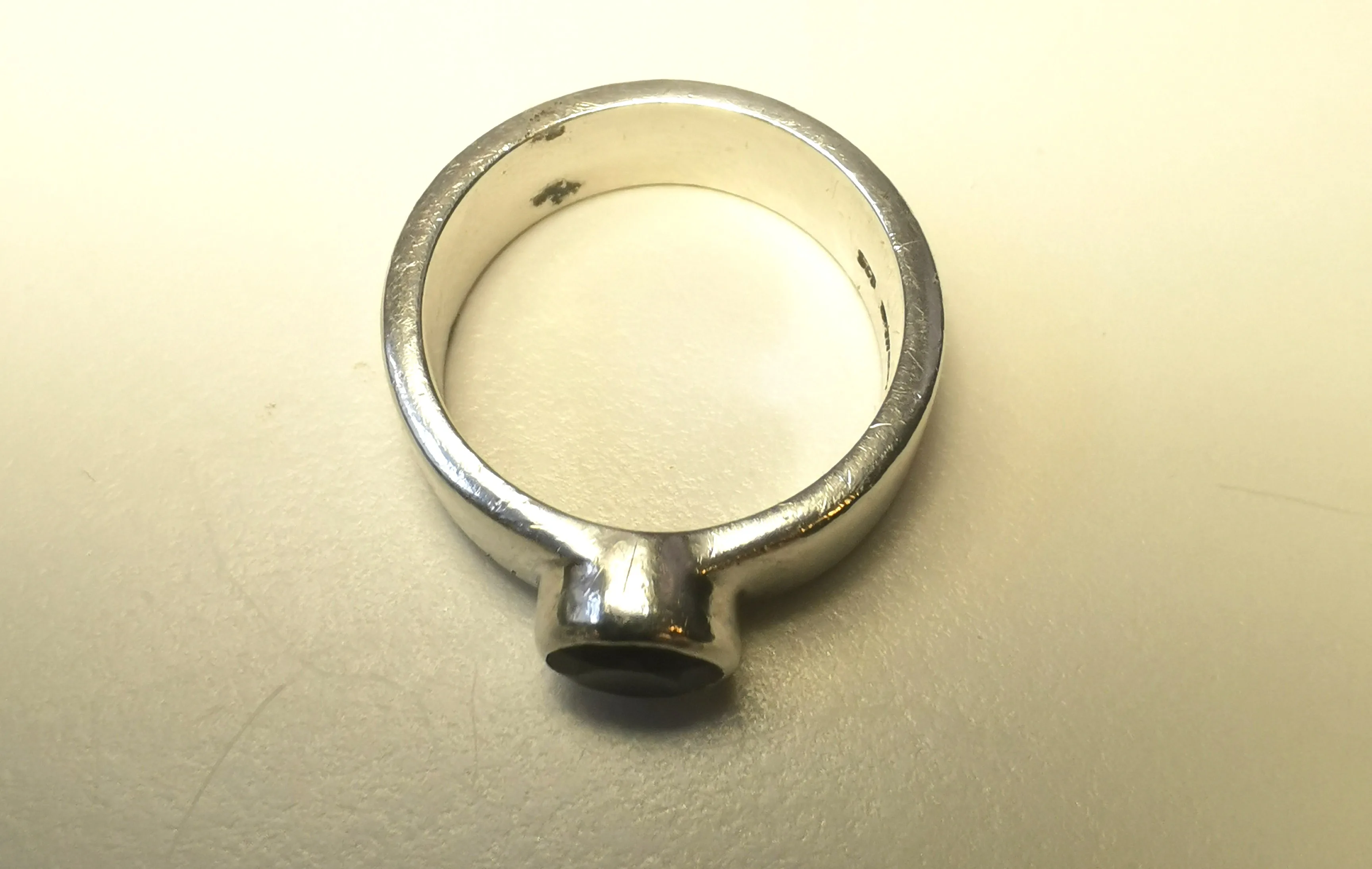 Silver Ring Purple Gemstone Size 7-  925 Solid Silver Band image indicator(7)