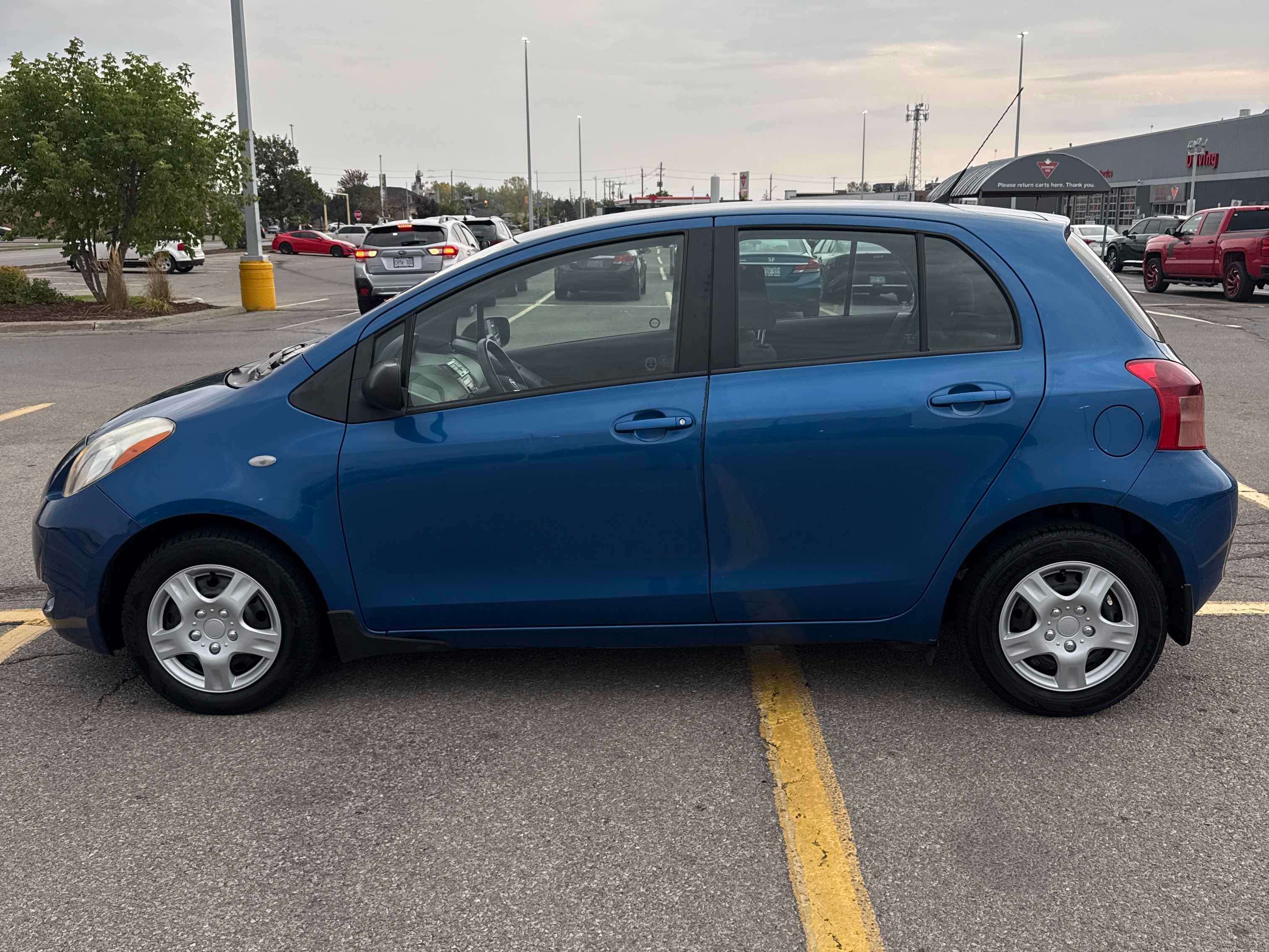 2007 Toyota yaris hb with safety - photo 2