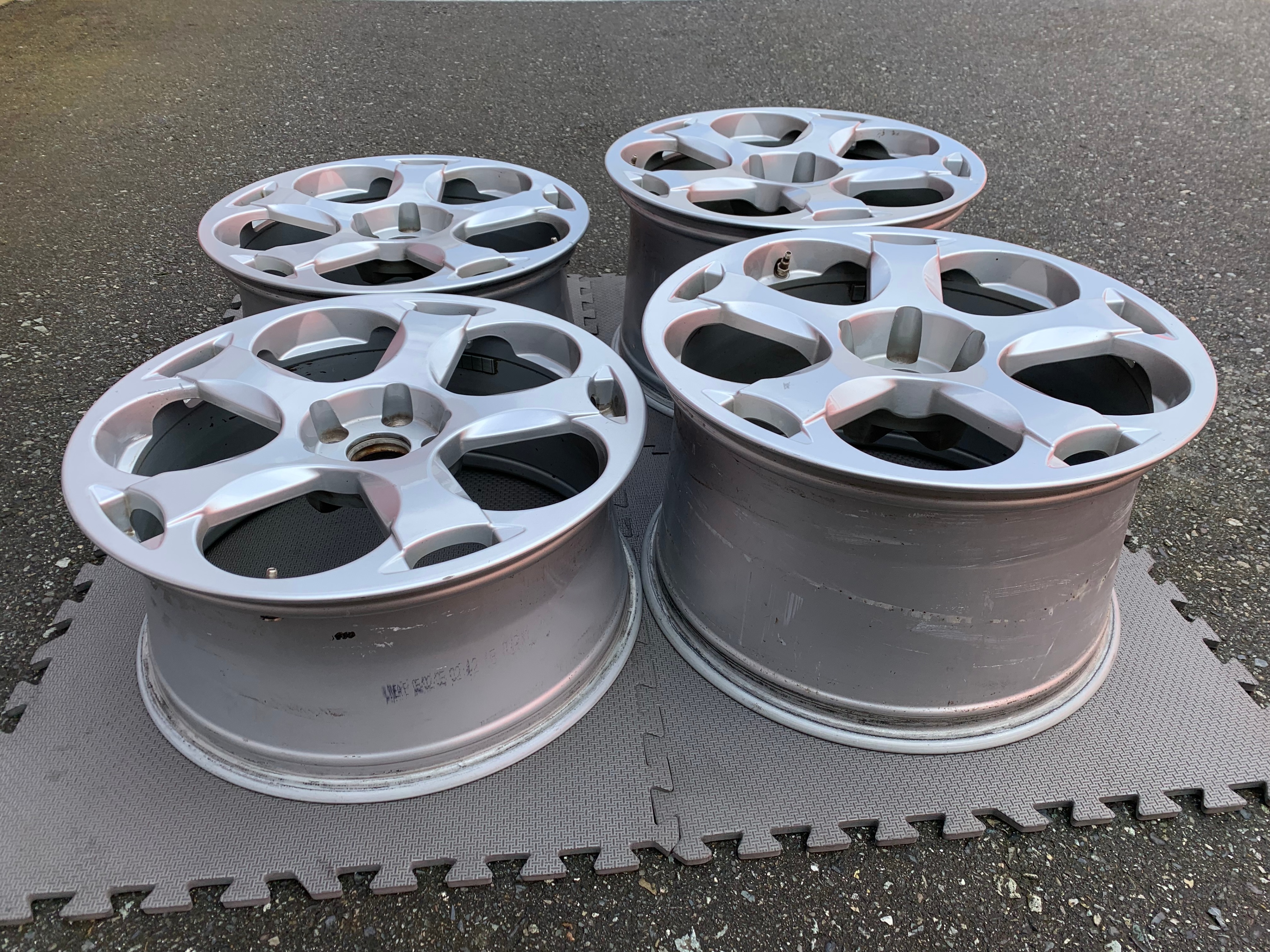 Set of 19" Genuine Lamborghini Gallardo rims +R8 fitment - photo 3