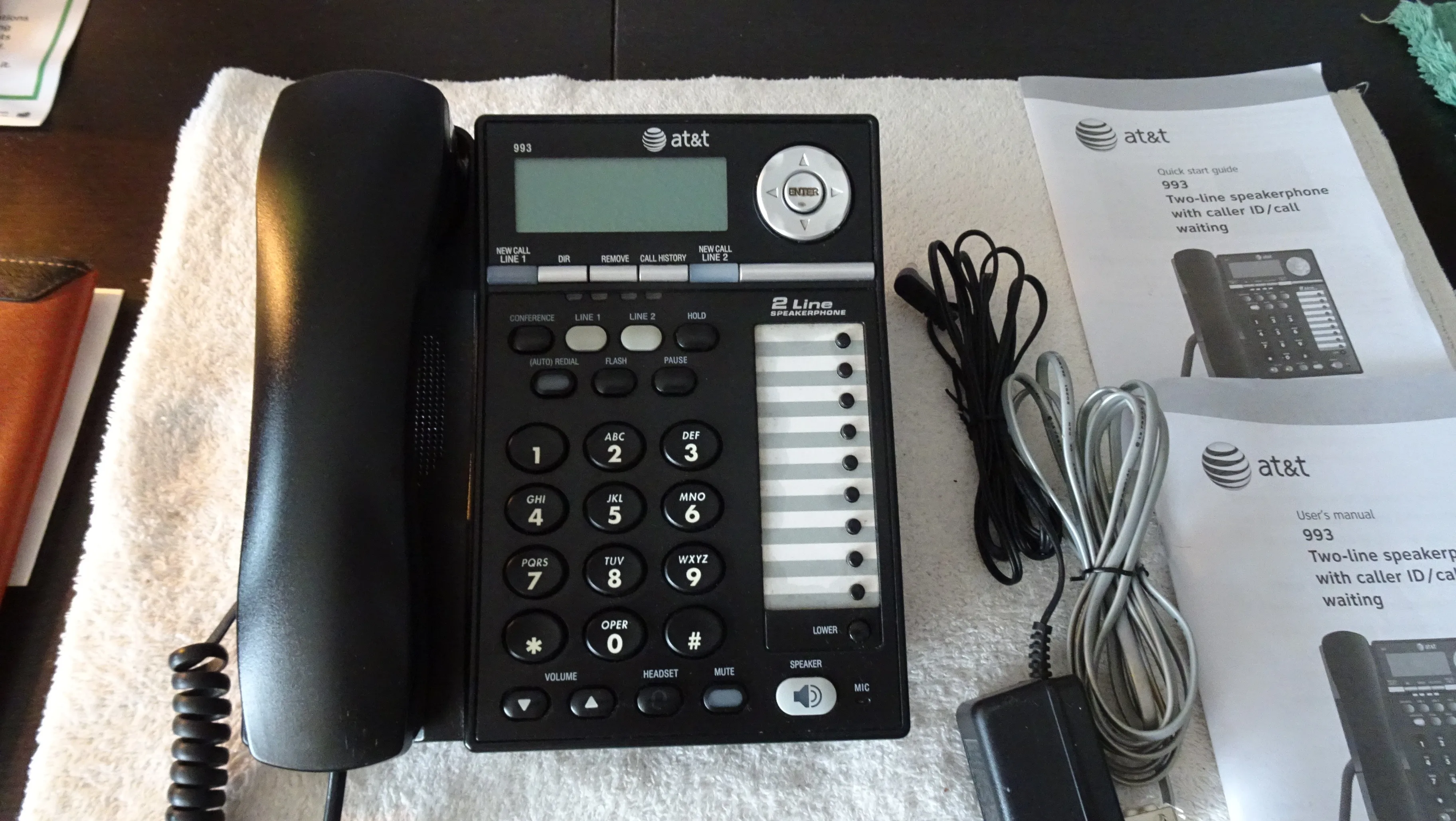 AT&T 2 Line Telephone image indicator(5)