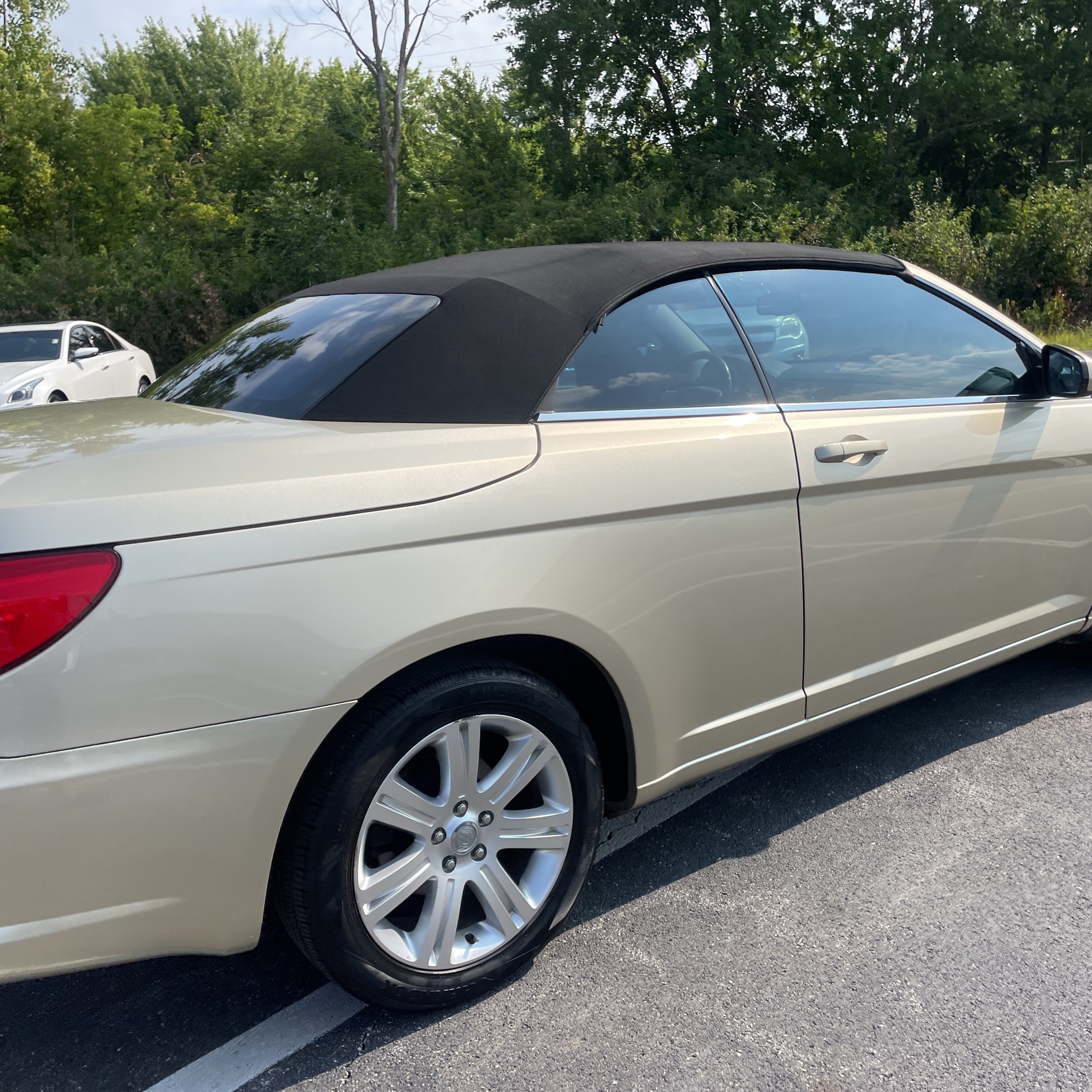 2010 Chrysler Sebring Convertible - photo 5