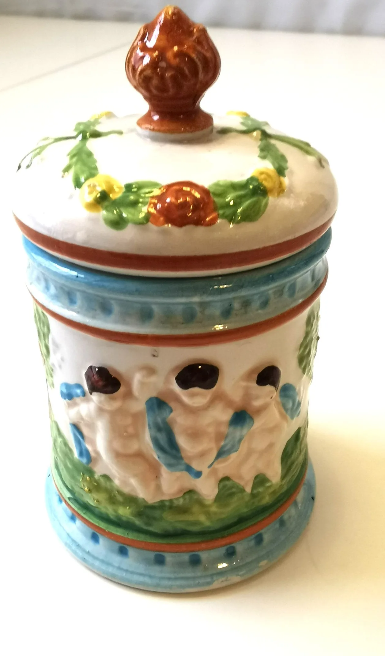 Small Porcelain Display Piece made in Italy image indicator(9)