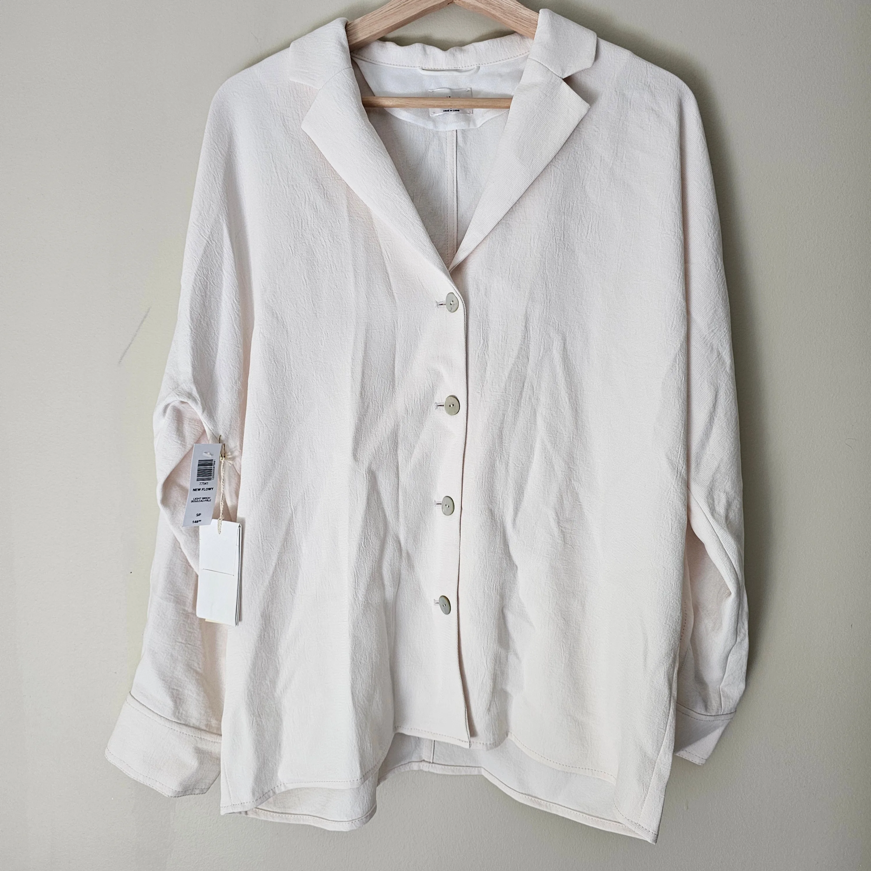 NWT Aritzia Wilfred New Flowy Button-up Shirt - Sz S thumbnail