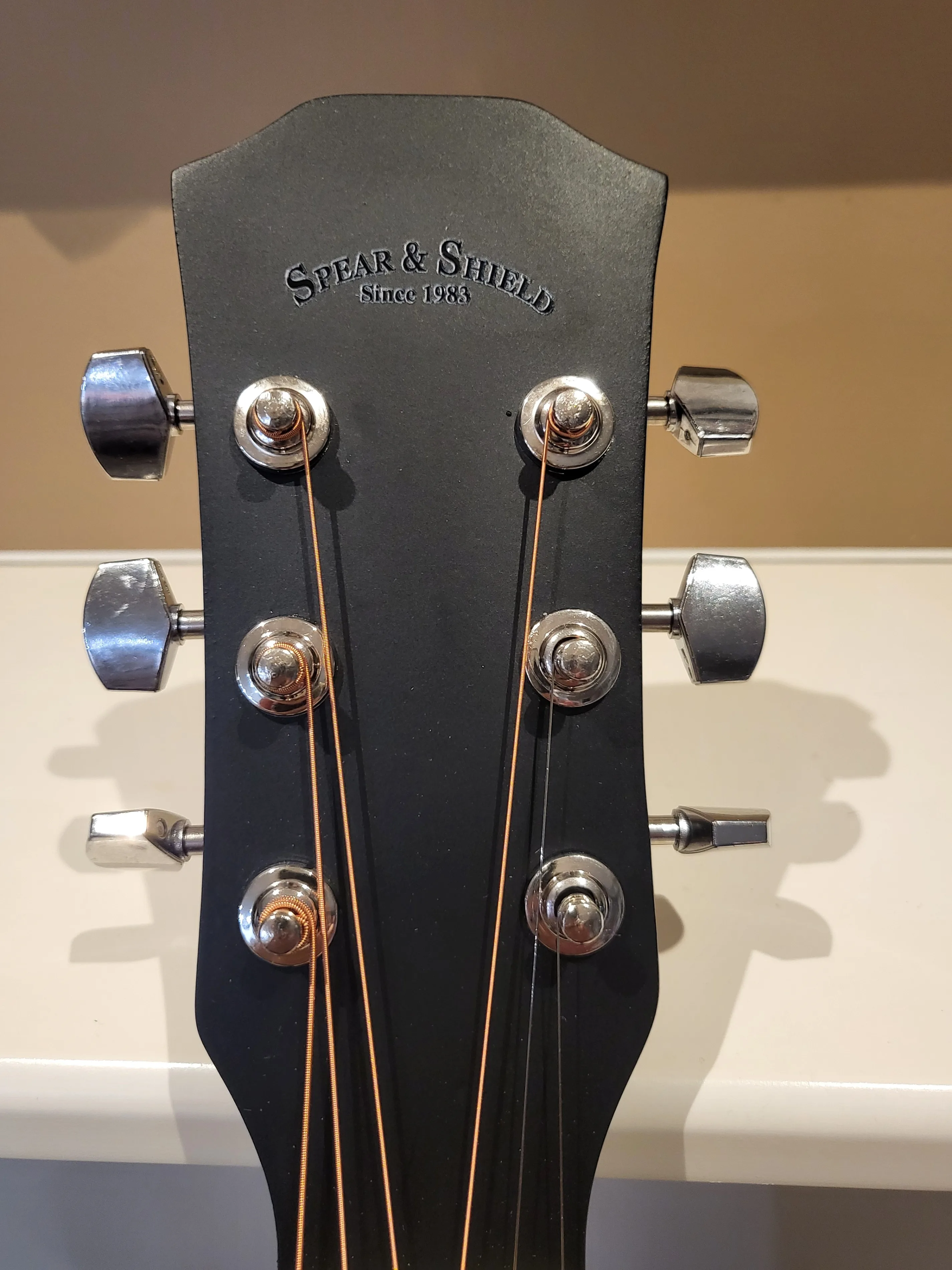 Acoustic Guitar for Beginners Black Starter Package image indicator(7)