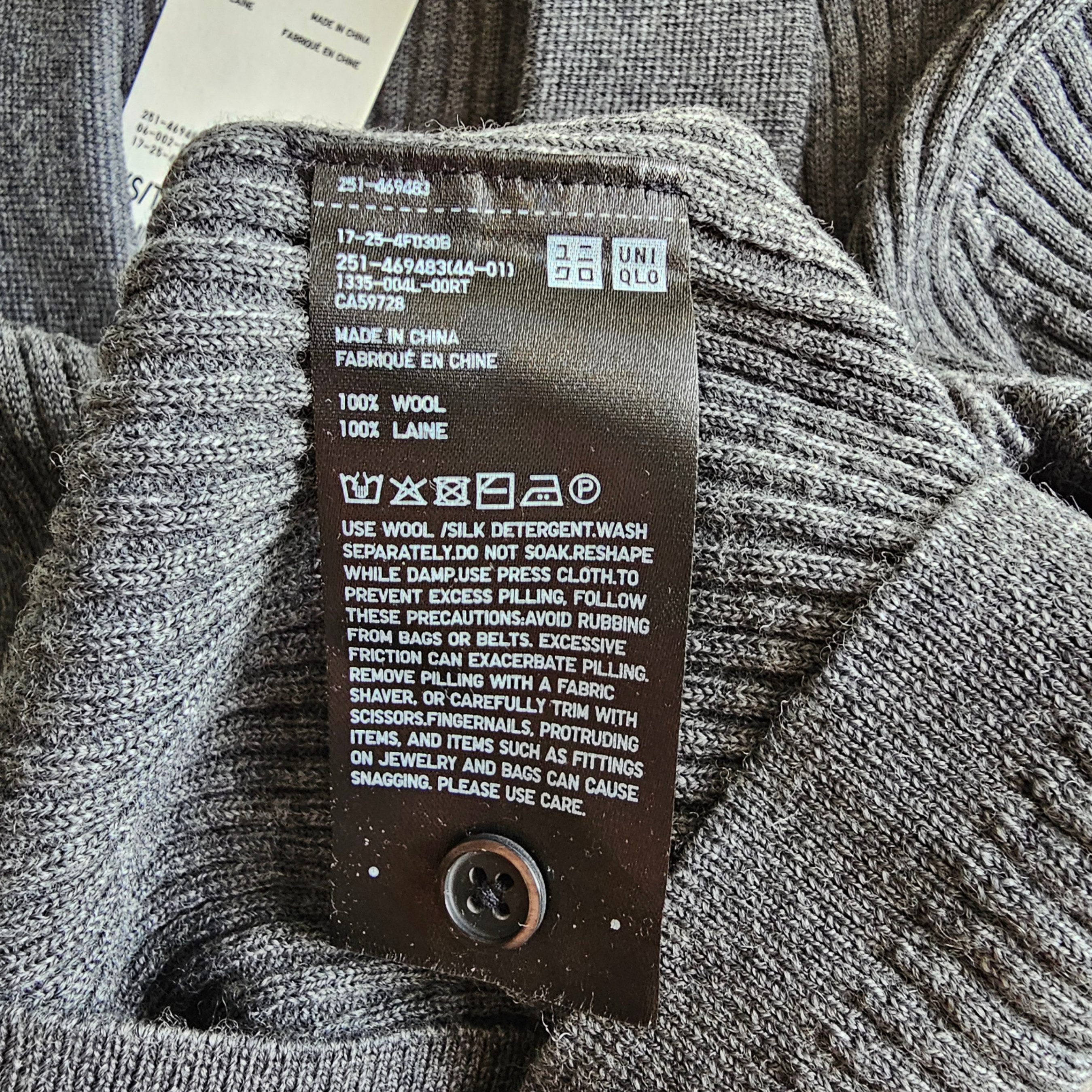 NWT Uniqlo Merino Wool Ribbed Polo Cardigan - Gray - Sz XS - photo 5