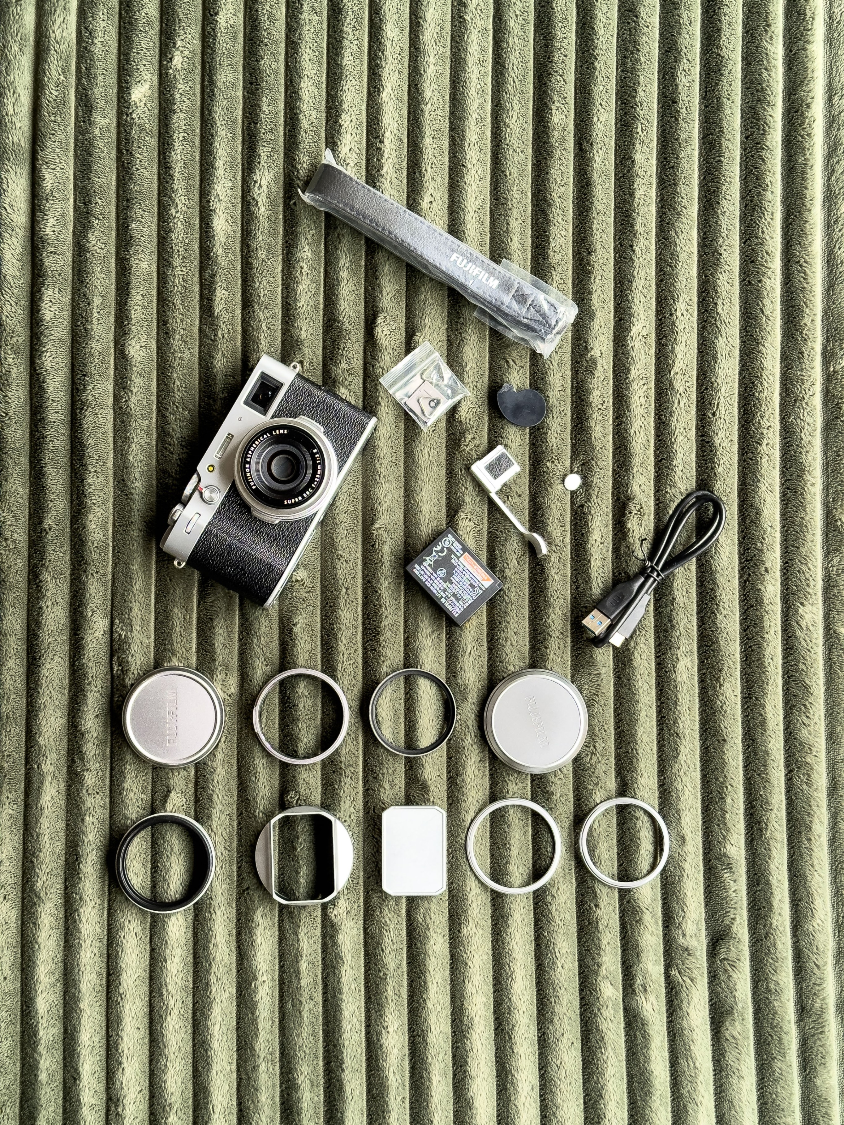 Fuji X100V, Silver, Lens Hood, Waterproof Kit, Thumb Grip, etc.