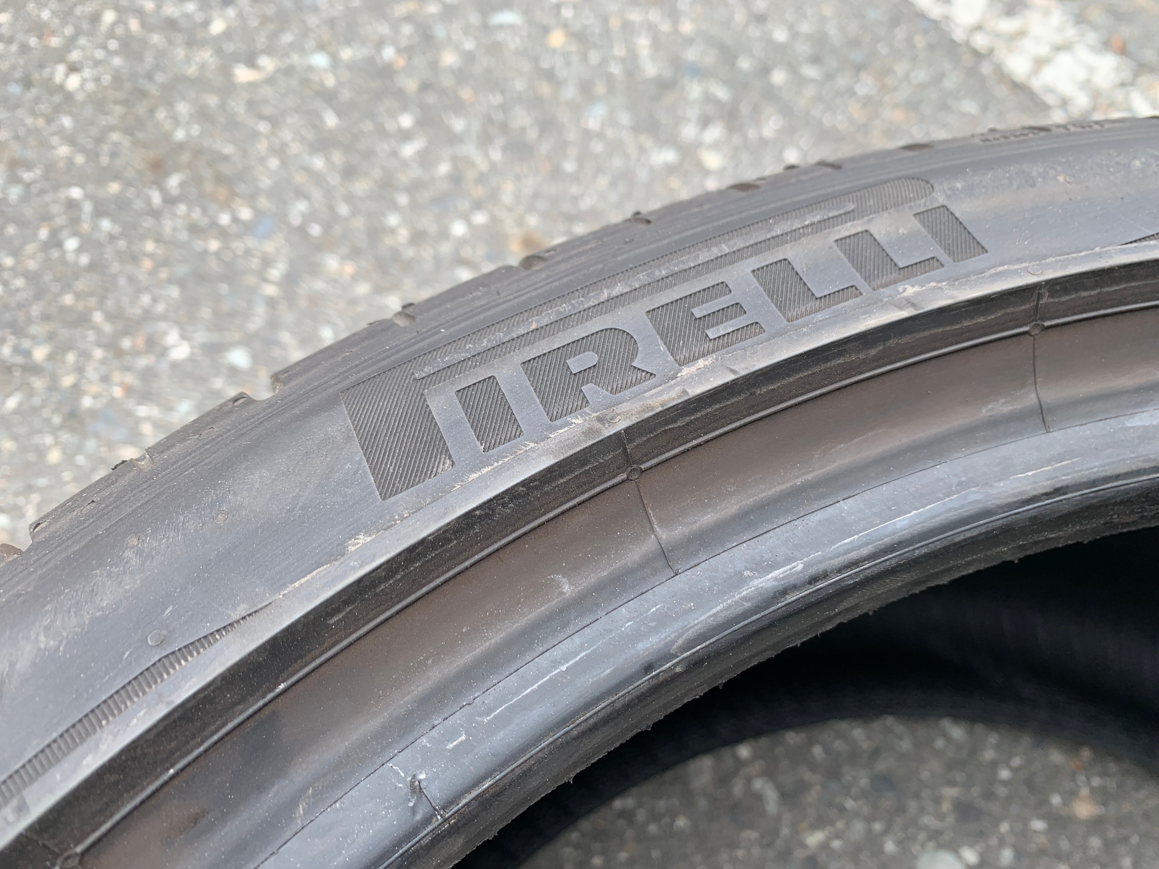 1 x single 305/30/21 Pirelli Pzero PZ4 100Y with 60% tread - photo 5
