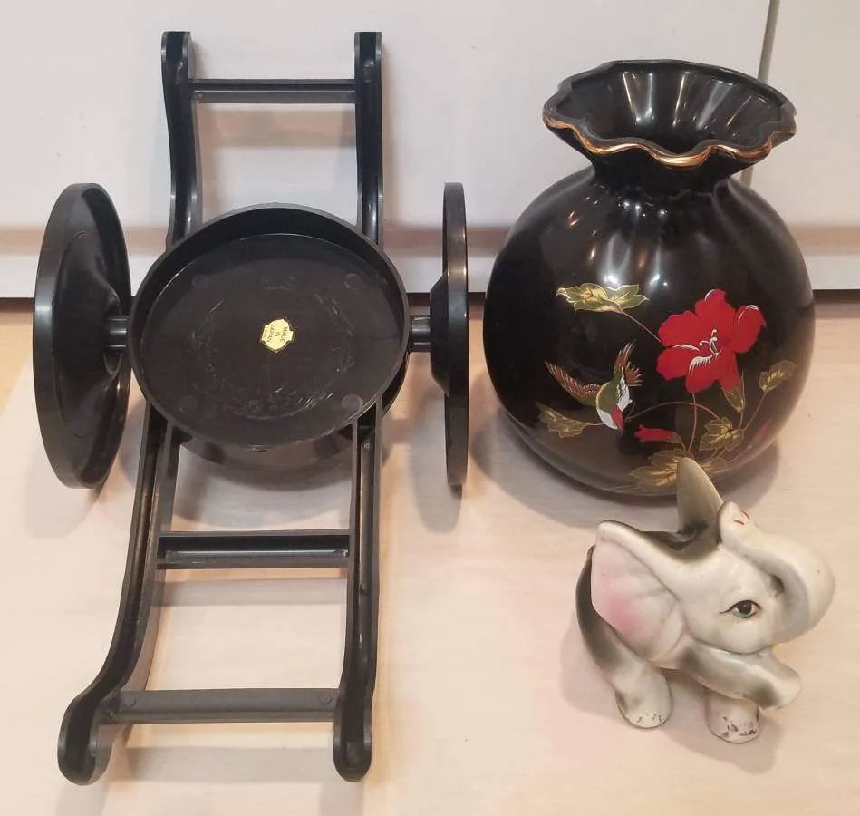 Vintage Japanese Elephant Cart with Vase  Made in Japan Yamanaka thumbnail