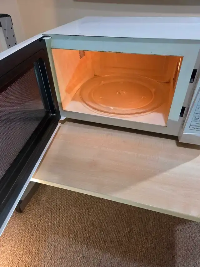 Panasonic Microwave - photo 3