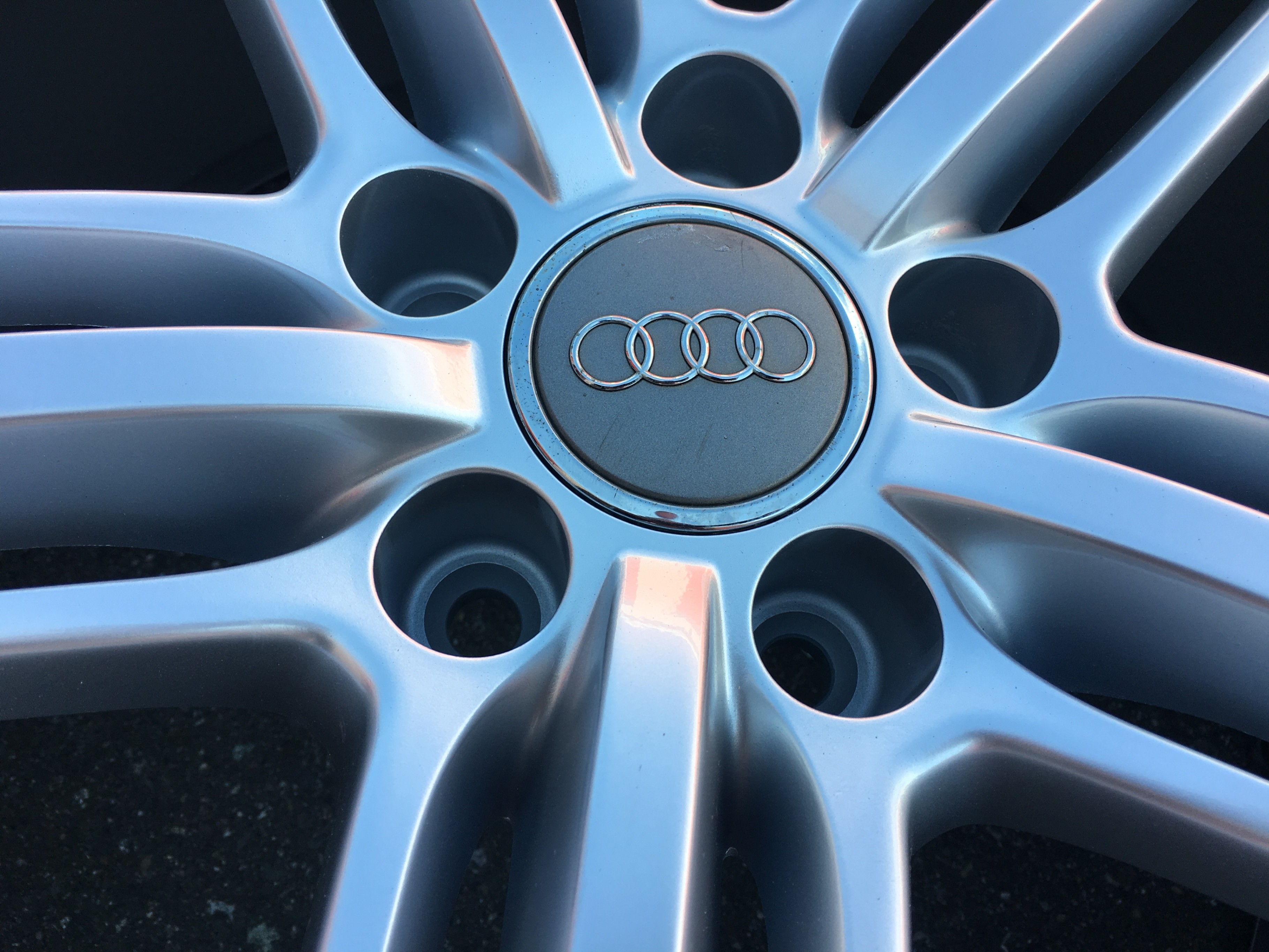 Set of Genuine Factory Audi A4 S4 19" S-Line rims showroom cond - photo 5
