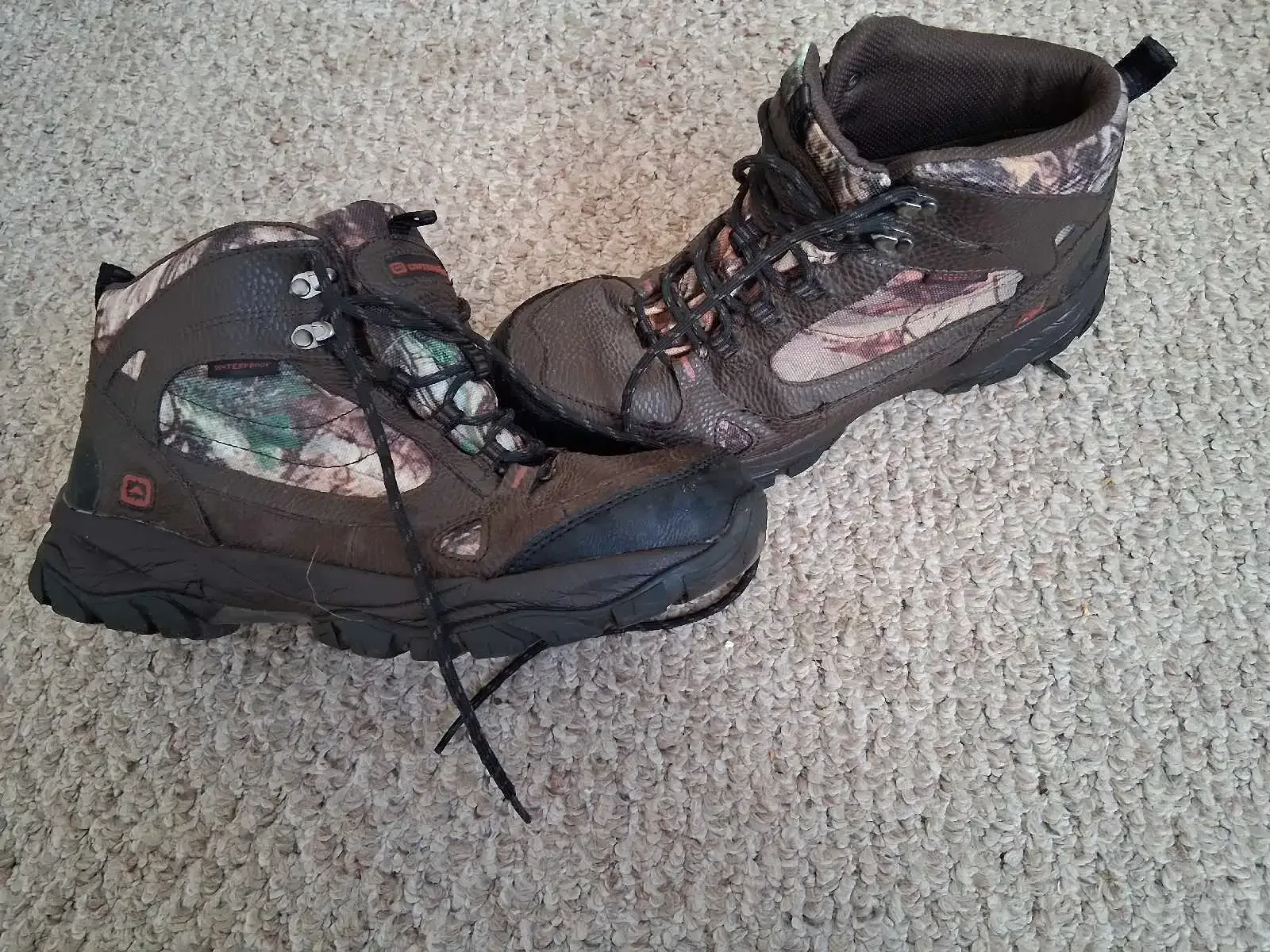 Outbound Boots size 10 thumbnail