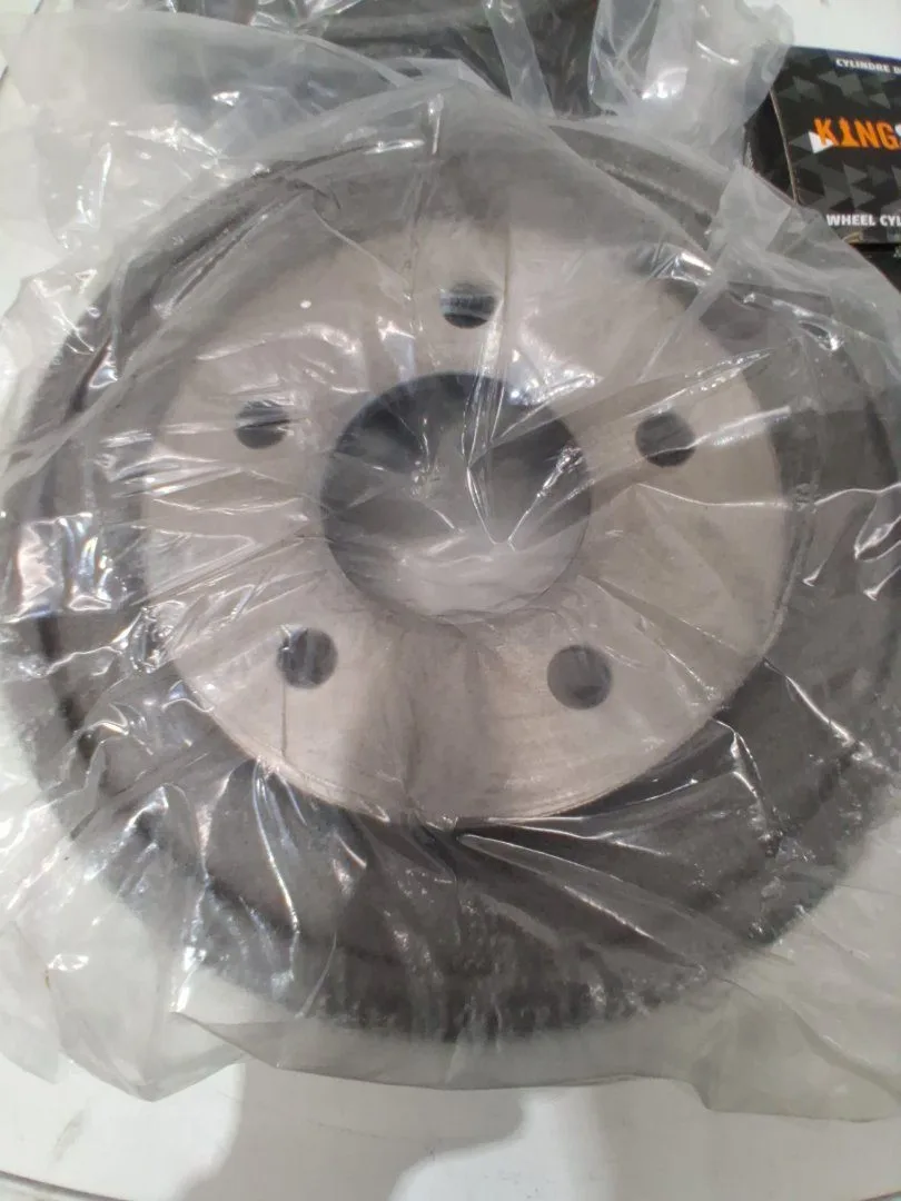 Chevrolet, Pontiac, Saturn – Rear Brake Drums and Wheel Cylinder image indicator(3)