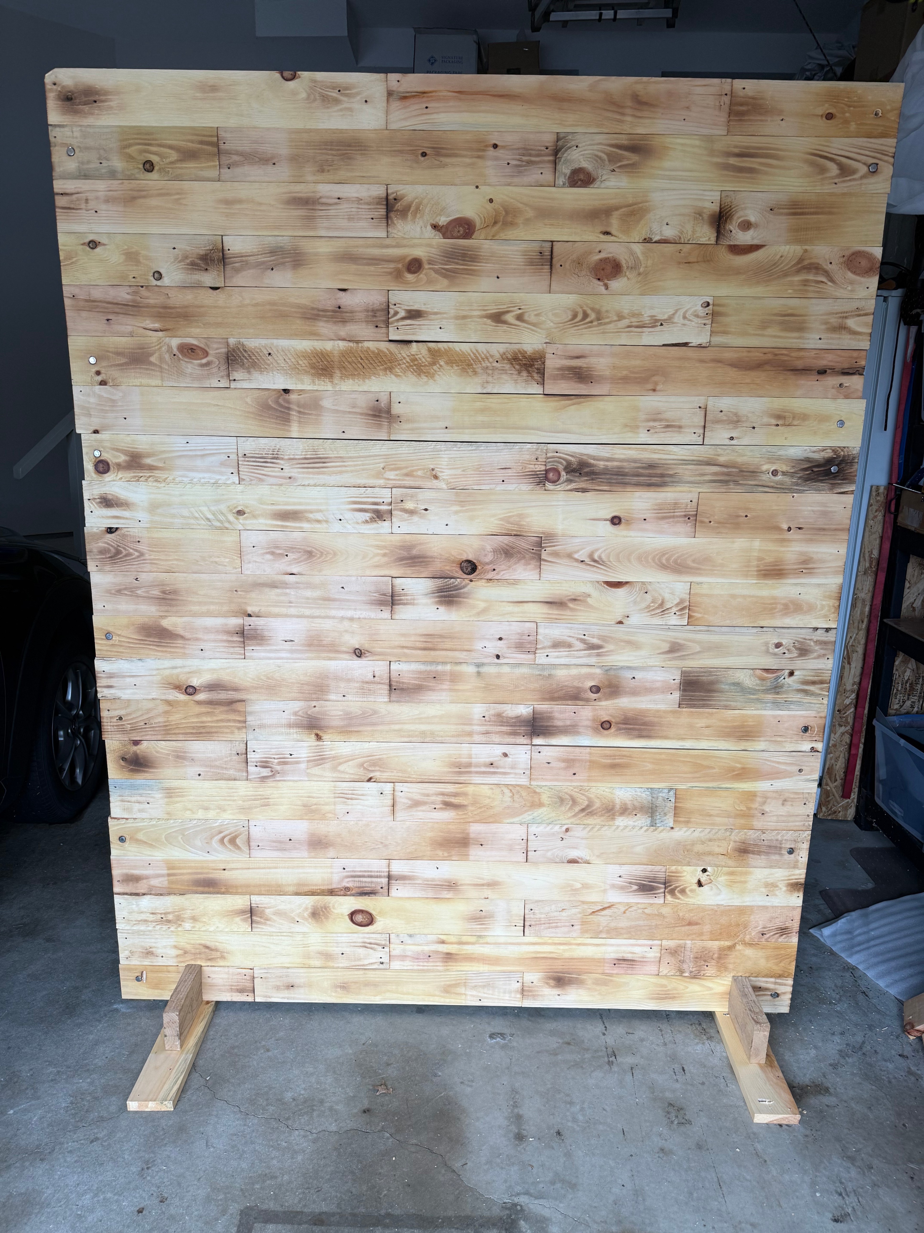 Wooden Backdrop – Rustic Event Wall 62"x79" - photo 3