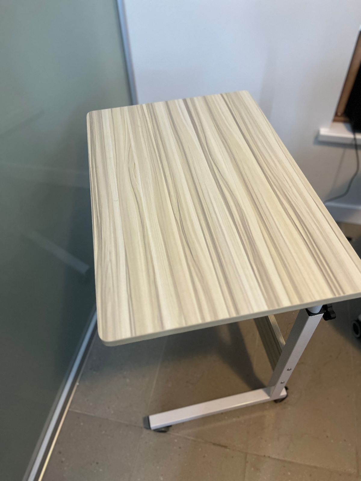 Computer stand - Perfect for small spaces