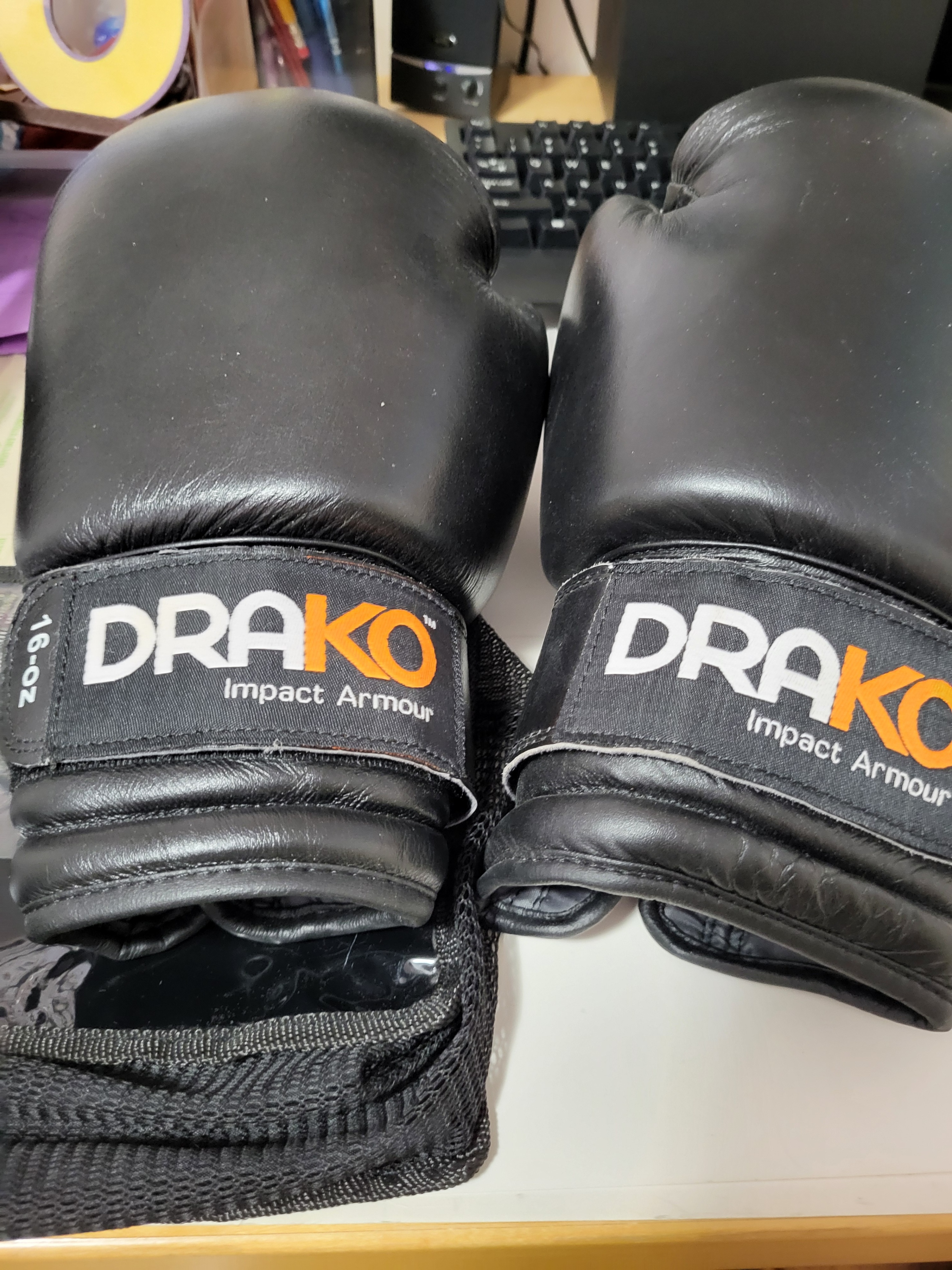 DRAKO BOXING GLOVES