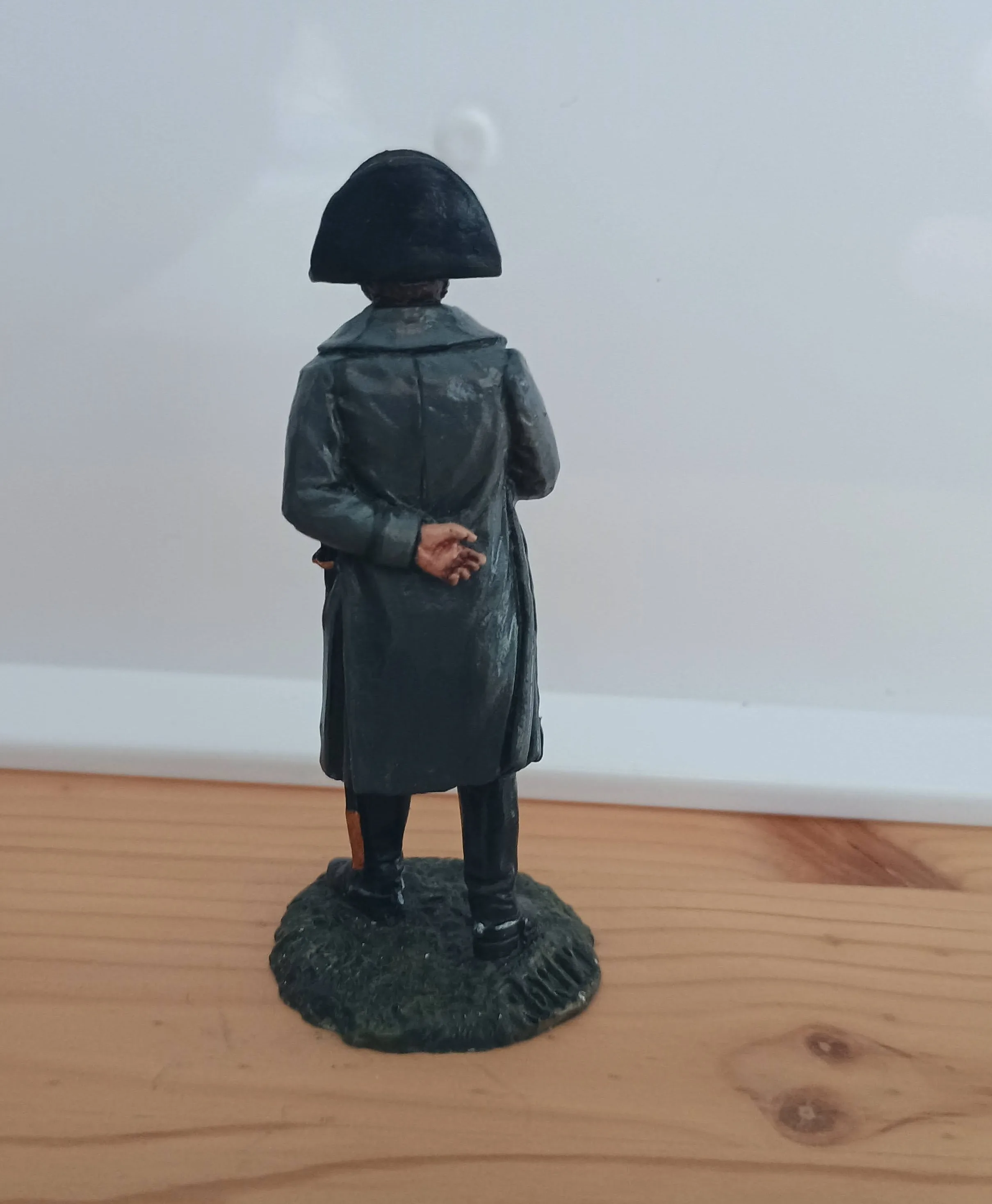 Napoleon Bonaparte Metal Figurine (Painted) image indicator(2)